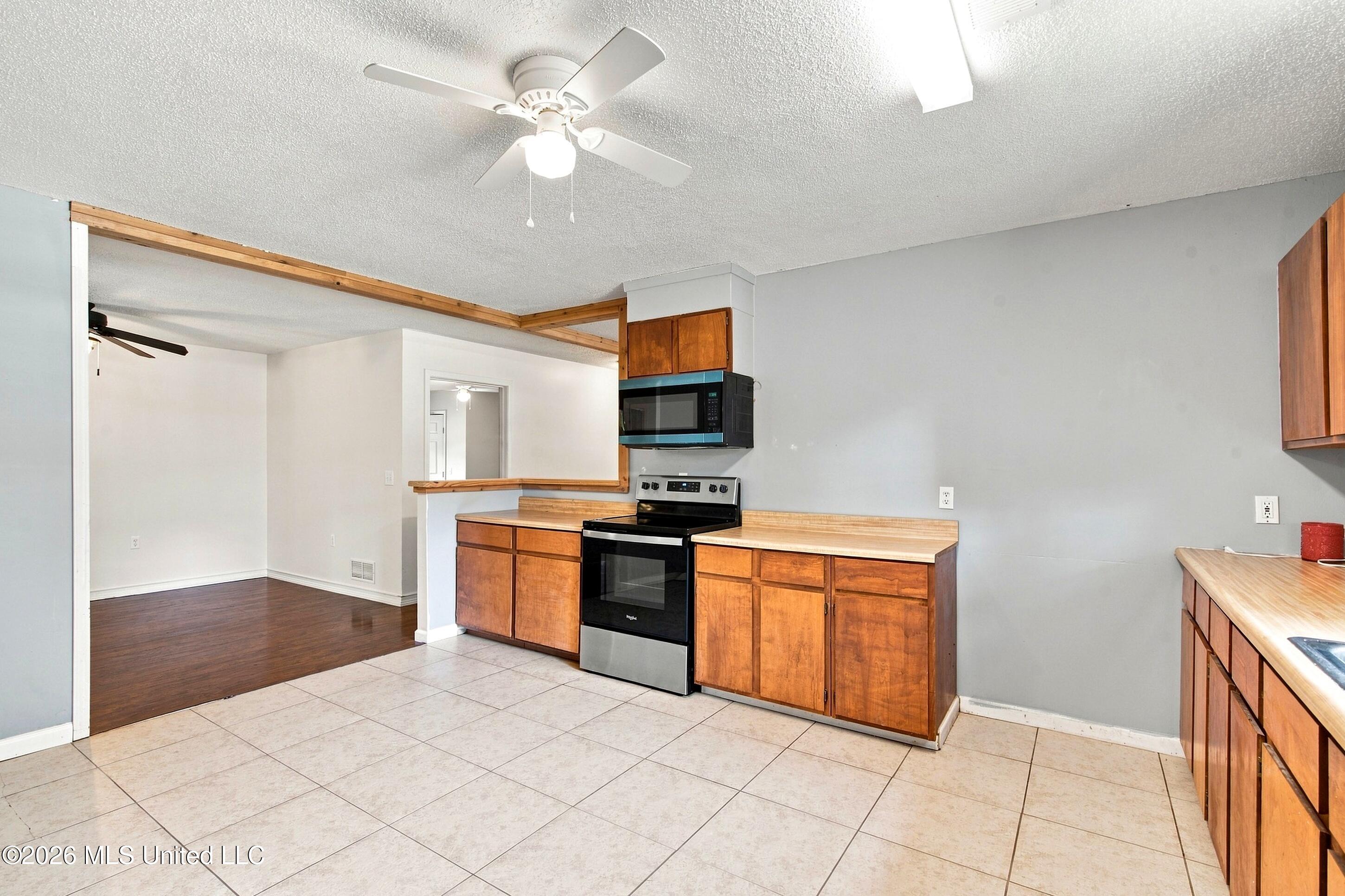 280 Thunderbird Drive Property Photo 11