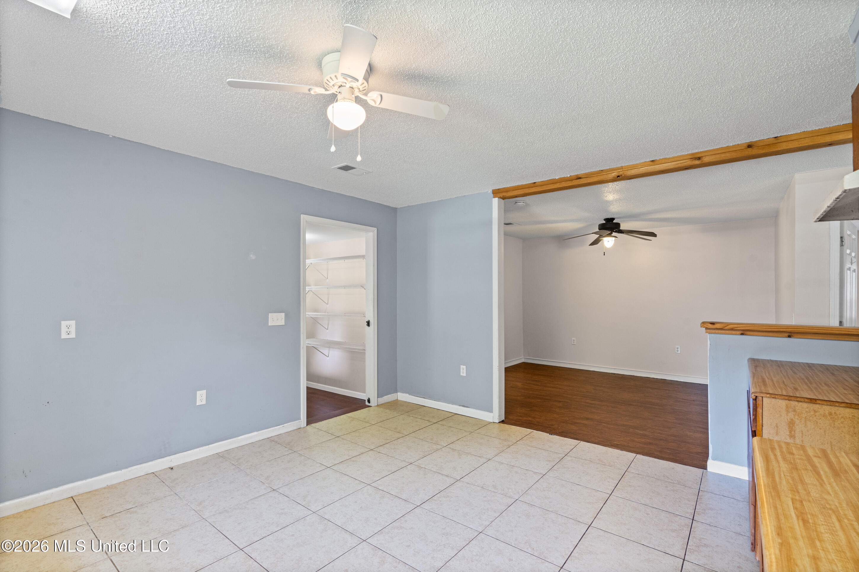280 Thunderbird Drive Property Photo 12