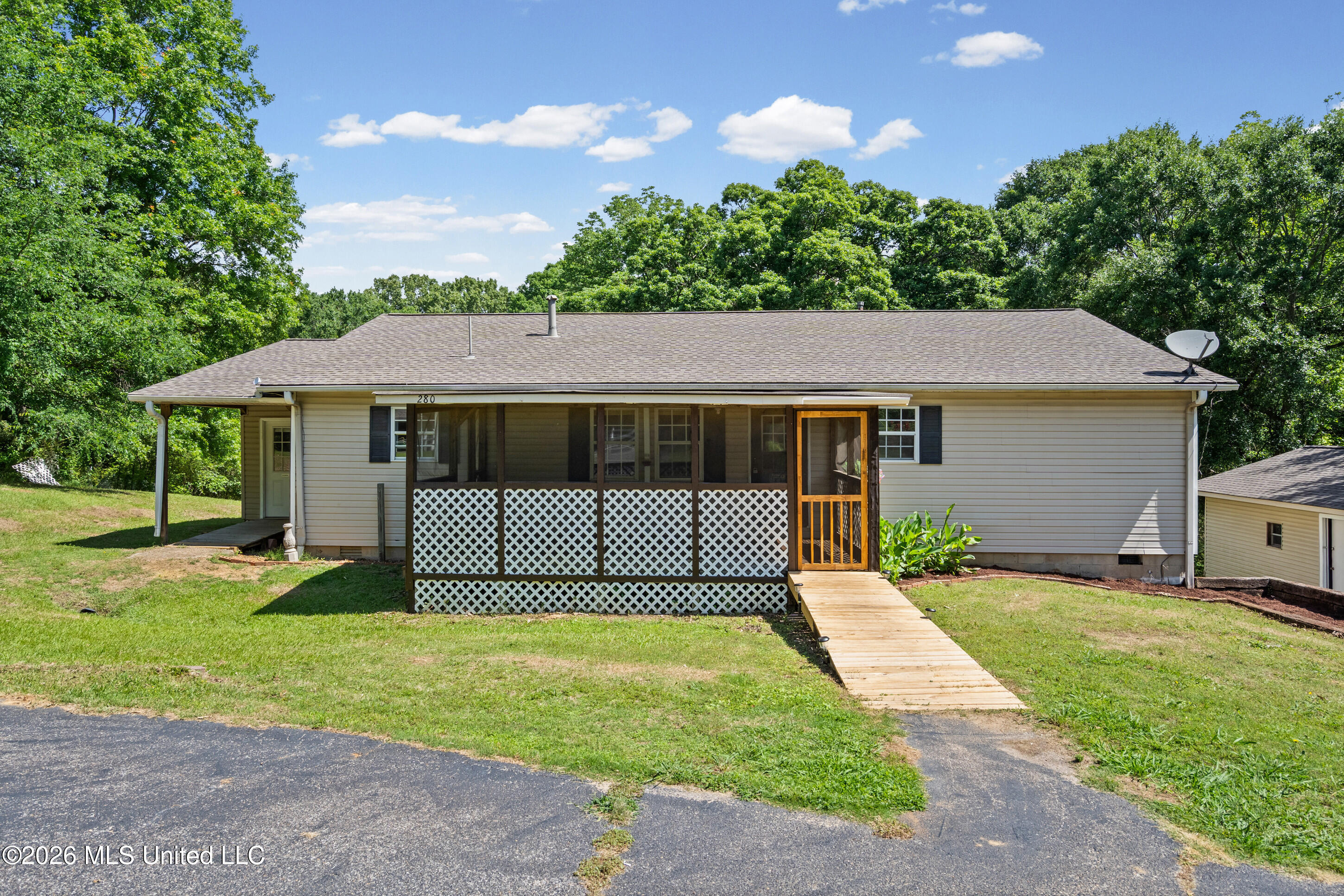 280 Thunderbird Drive Property Photo 46