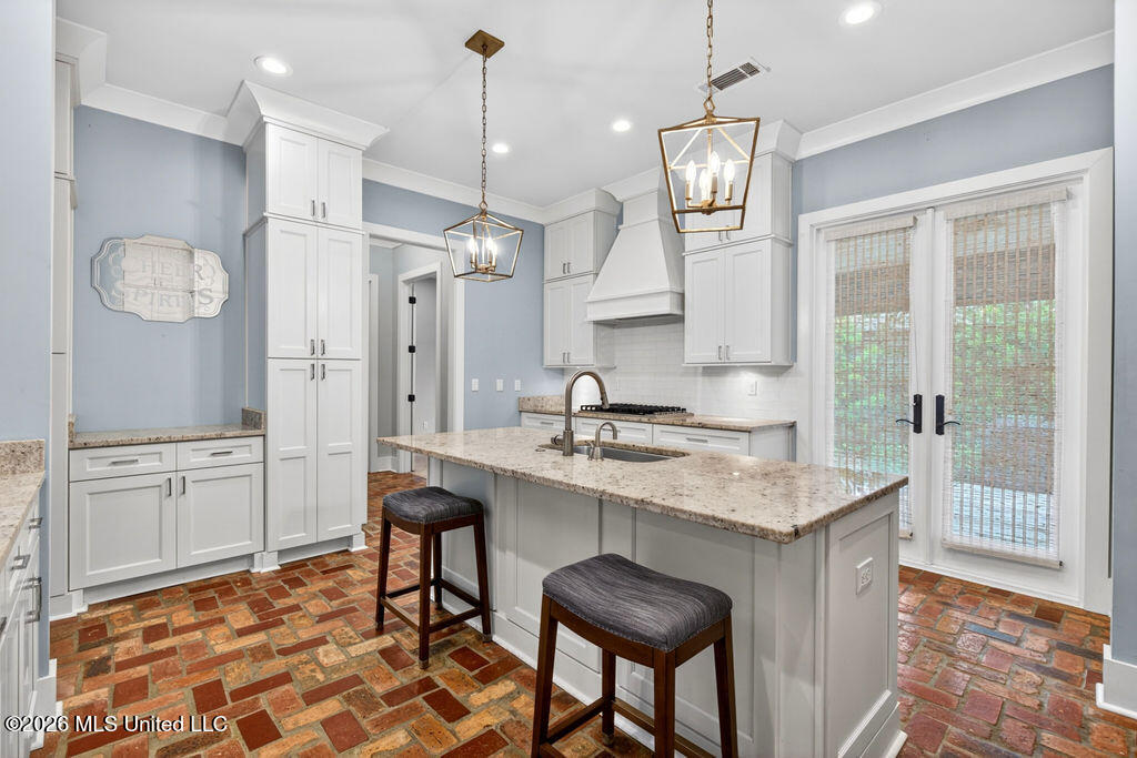 125 Espy Avenue Property Photo 10