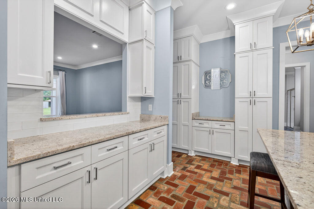 125 Espy Avenue Property Photo 14