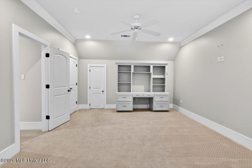 125 Espy Avenue Property Photo 27