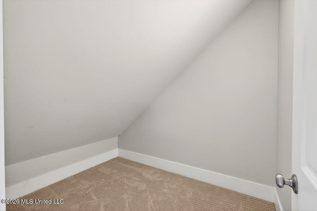 125 Espy Avenue Property Photo 31
