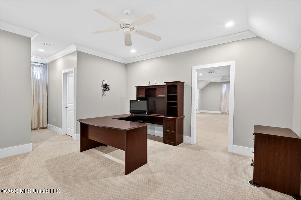 125 Espy Avenue Property Photo 32
