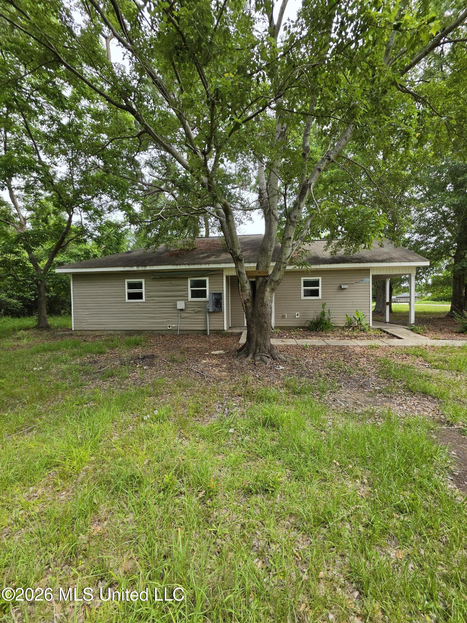 12099 Highland Avenue Property Photo 4