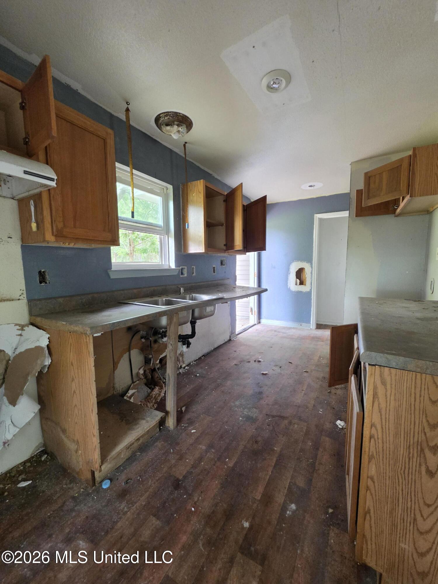 12099 Highland Avenue Property Photo 11