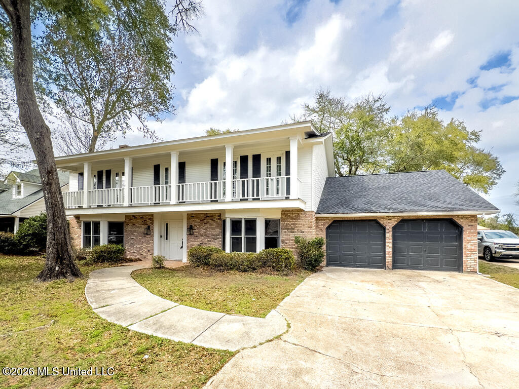 2411 Burke Street Property Photo 46