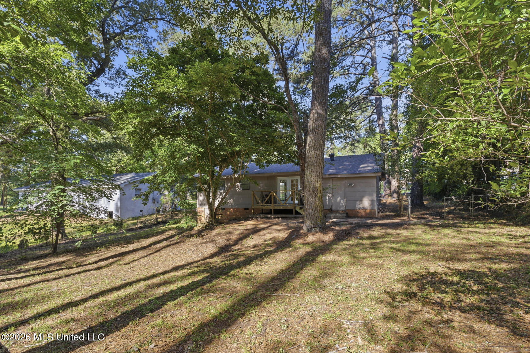 815 Mamie Drive Property Photo 28