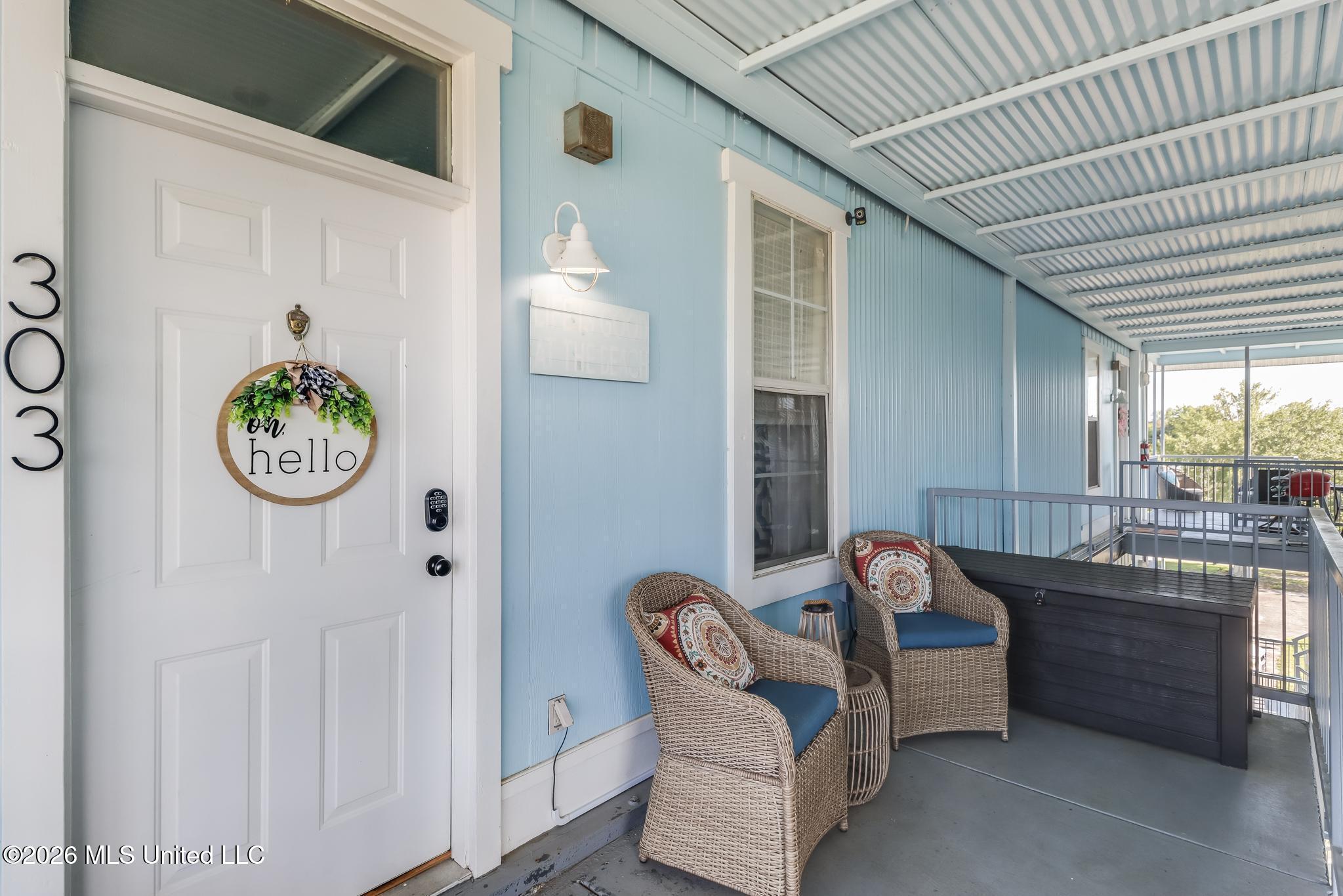 699 Dunbar Avenue Property Photo 2