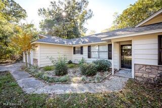 205 Halstead Road Property Photo 3