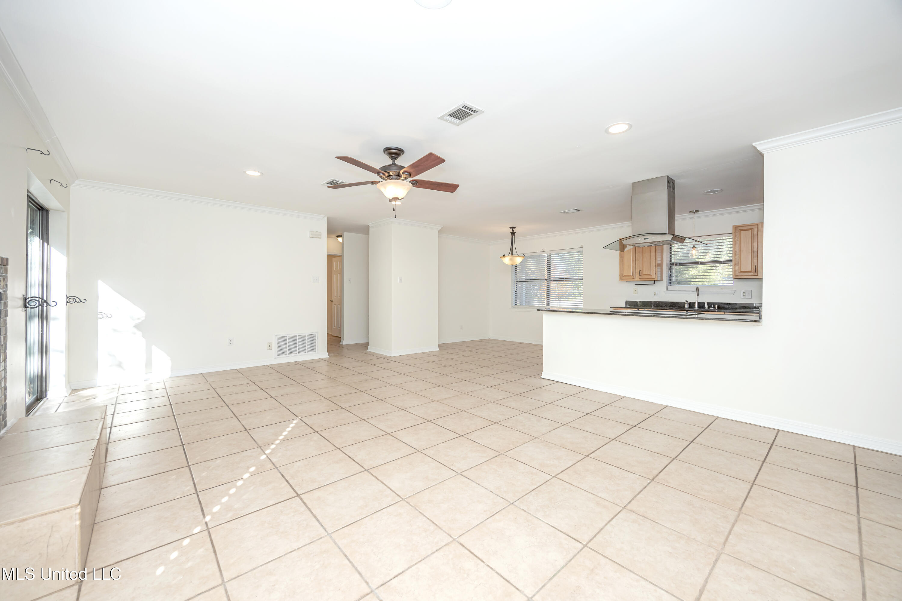 205 Halstead Road Property Photo 9