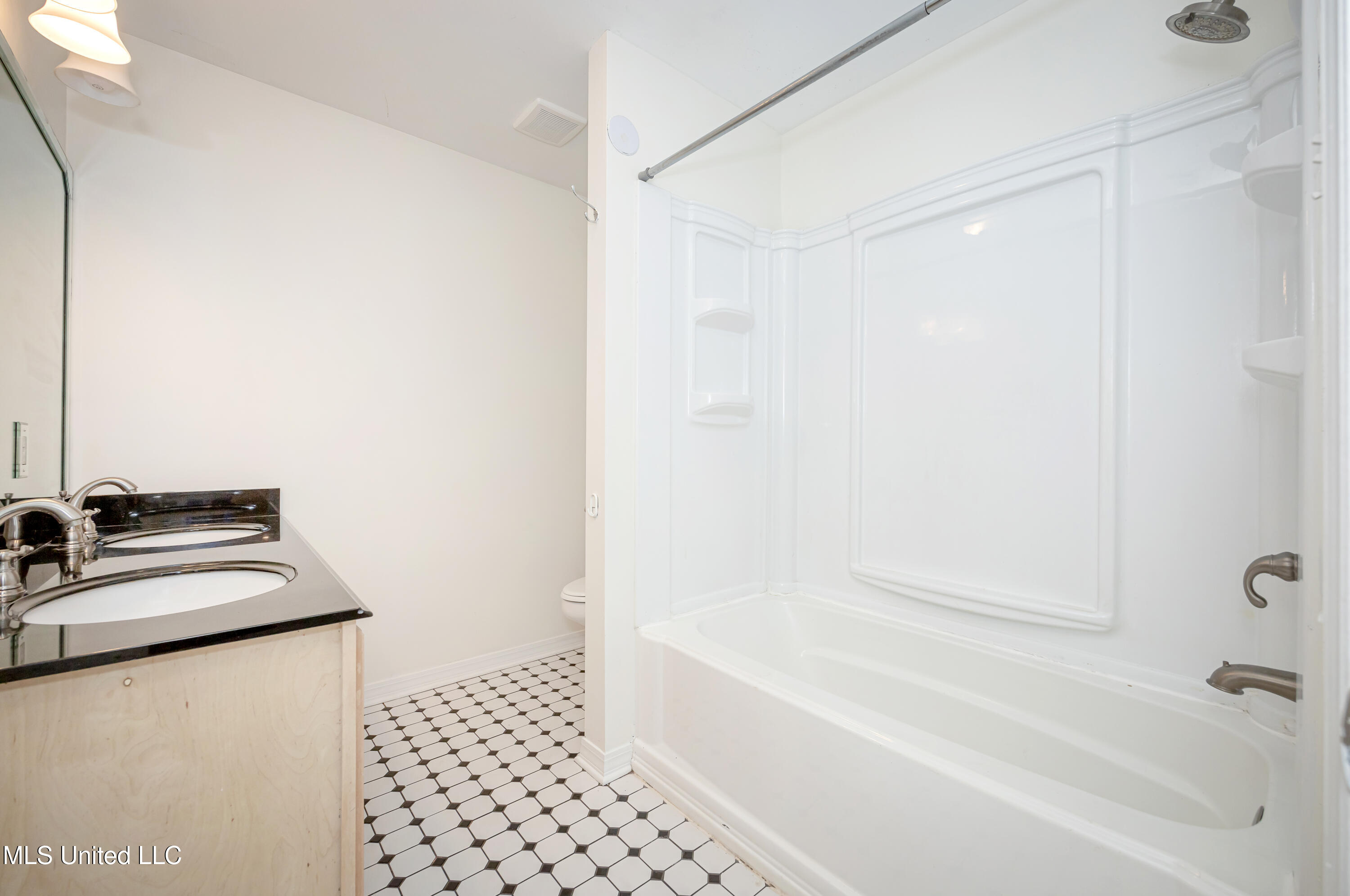 205 Halstead Road Property Photo 24