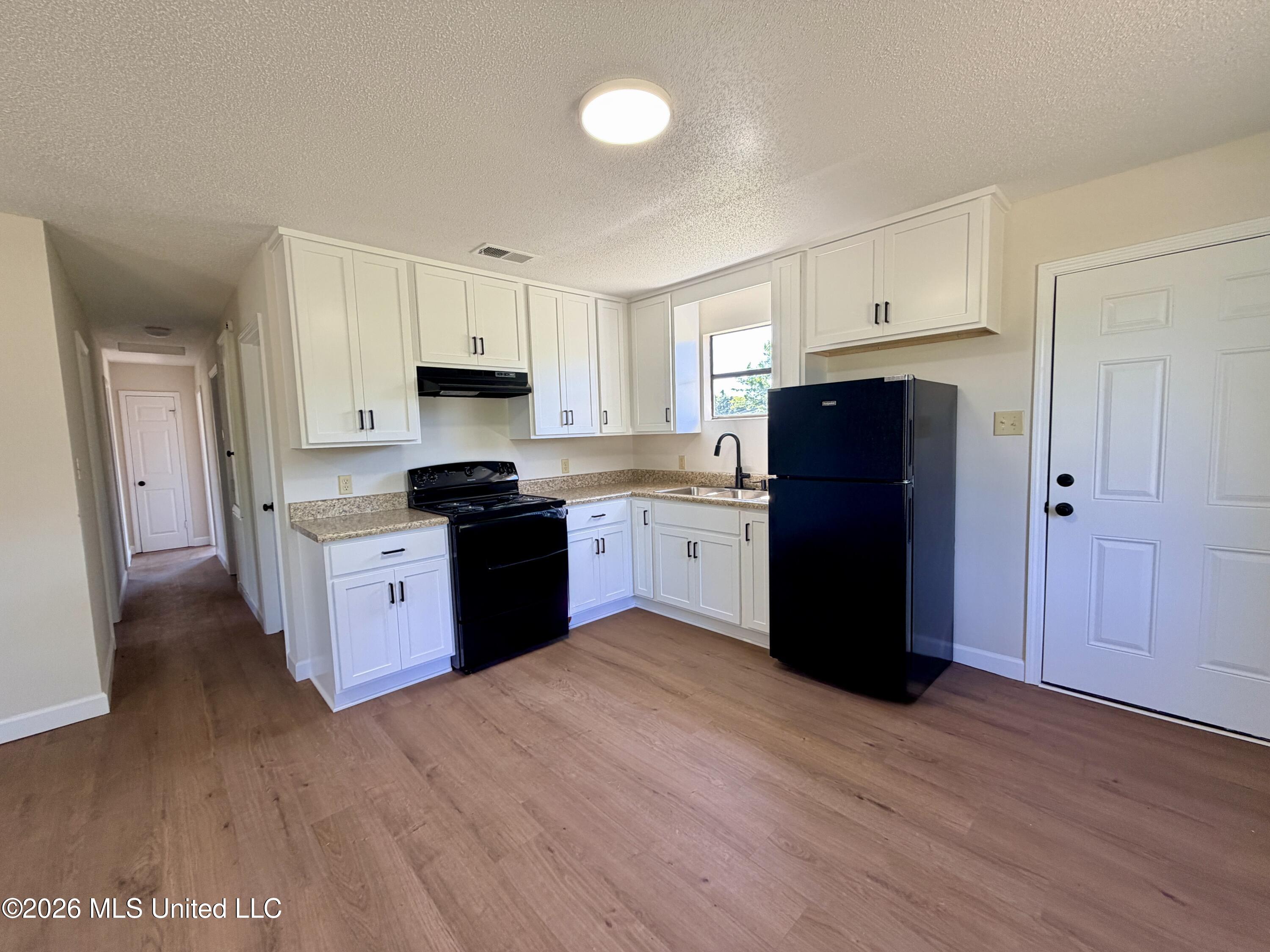 184 Brushy Creek Road Property Photo 5