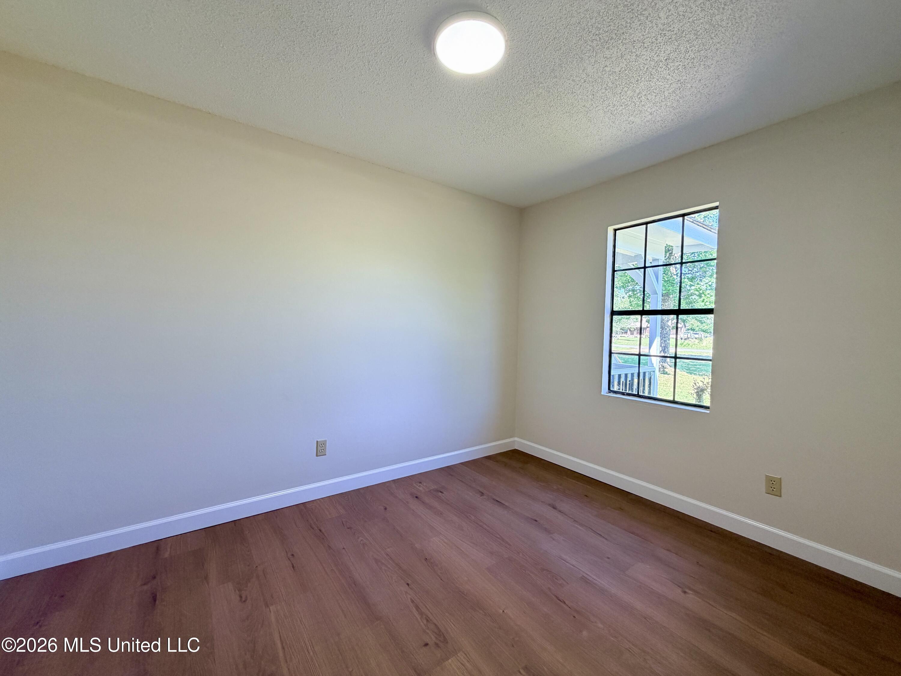 184 Brushy Creek Road Property Photo 8