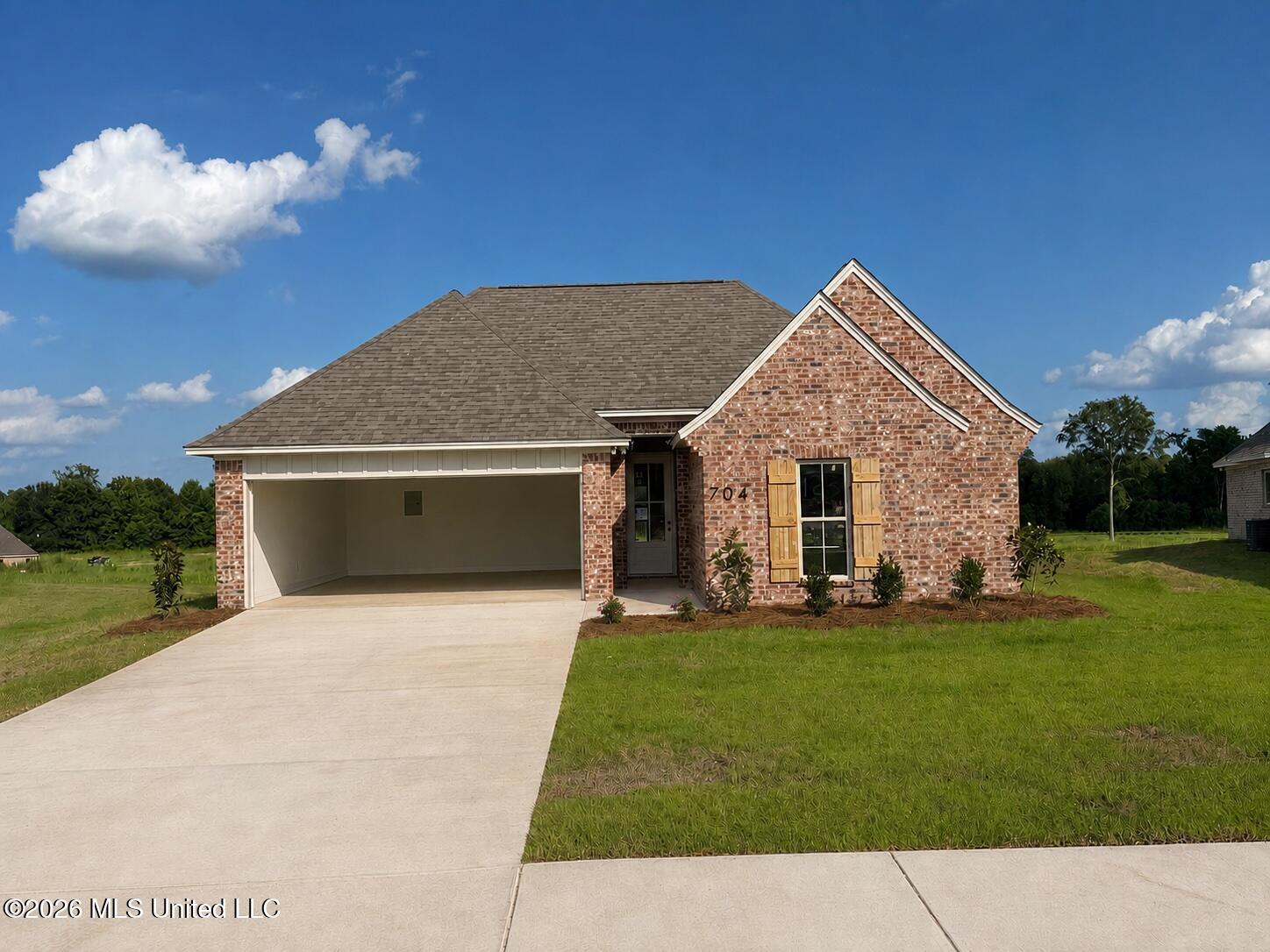 704 Kathleen Drive Property Photo 1