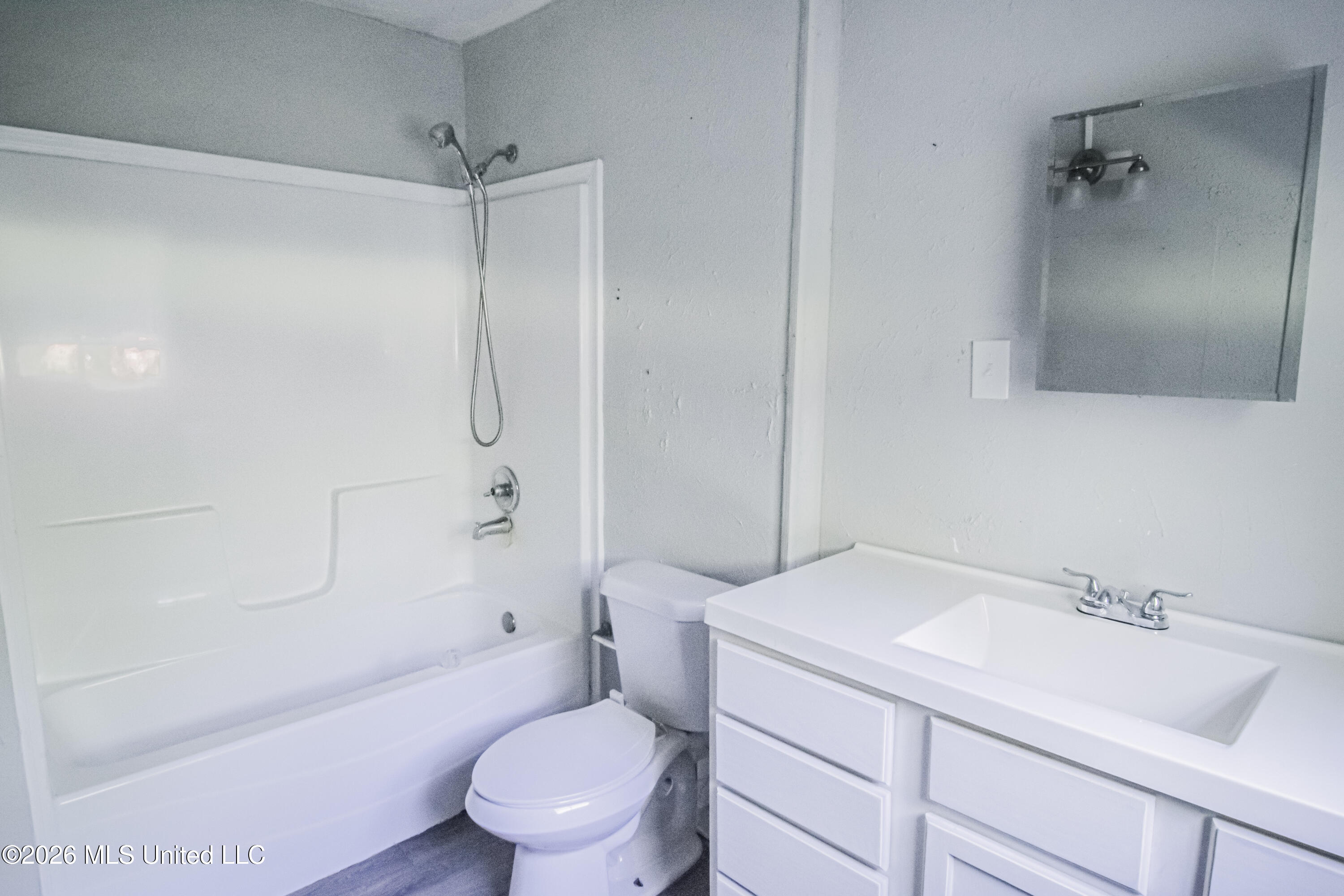4256 Oaklawn Drive Property Photo 16