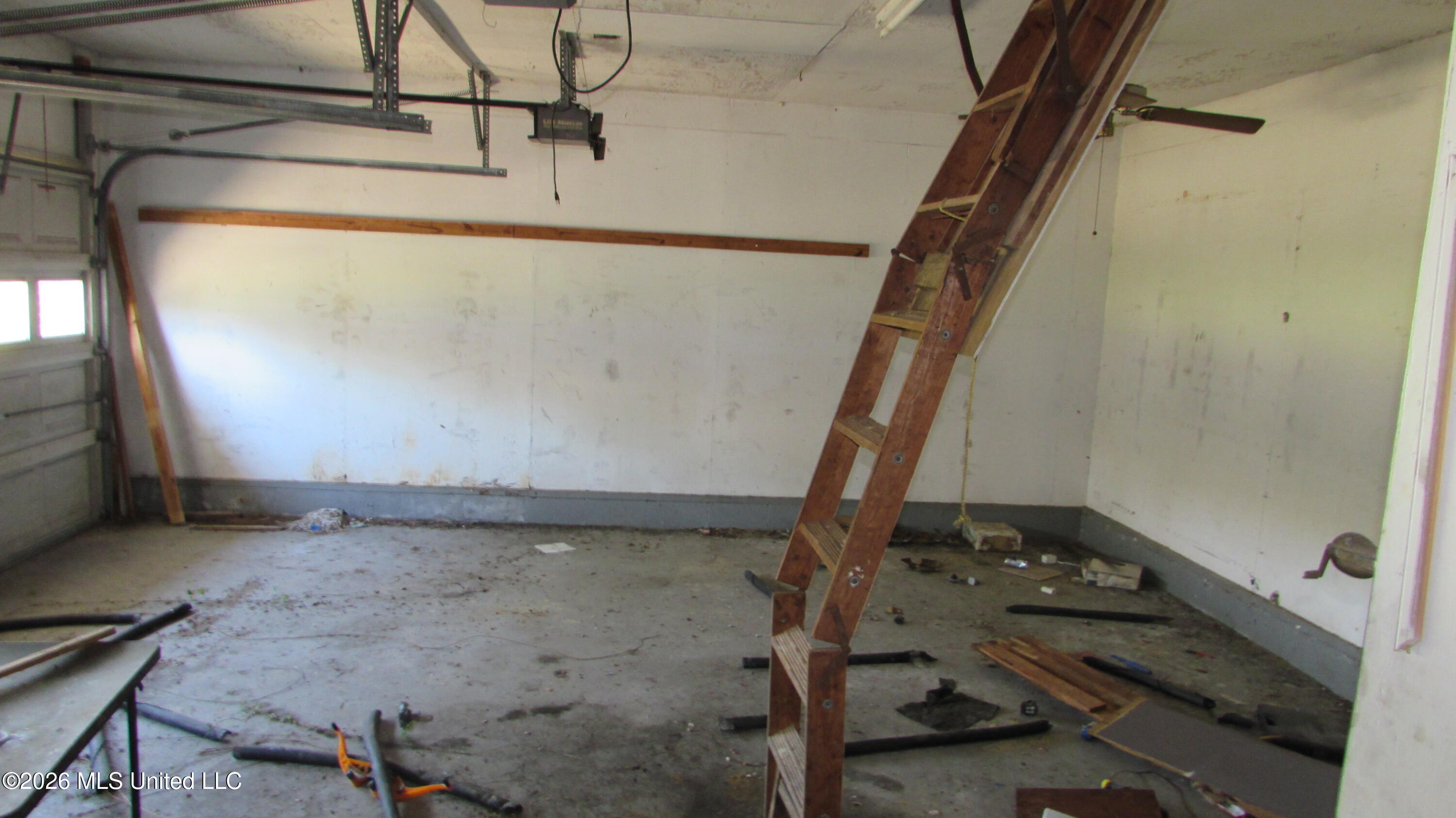 14121 Dedeaux Road Property Photo 8