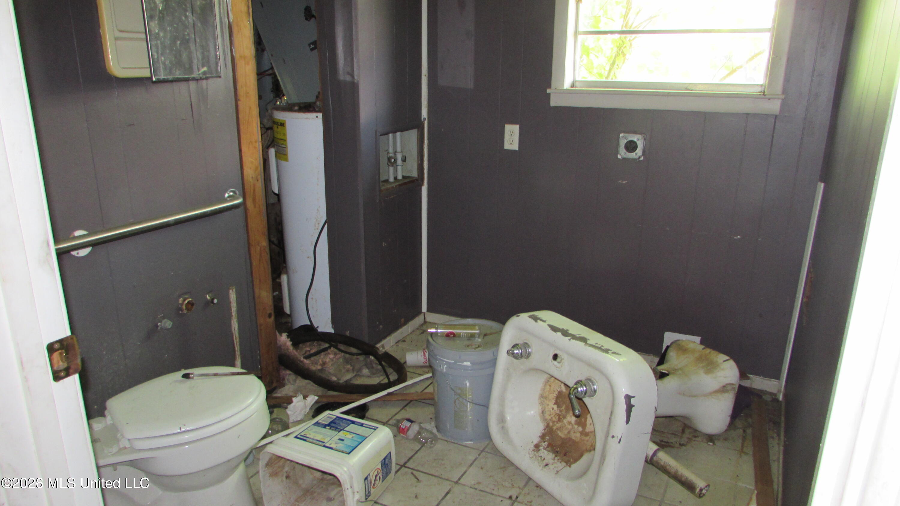 14121 Dedeaux Road Property Photo 9