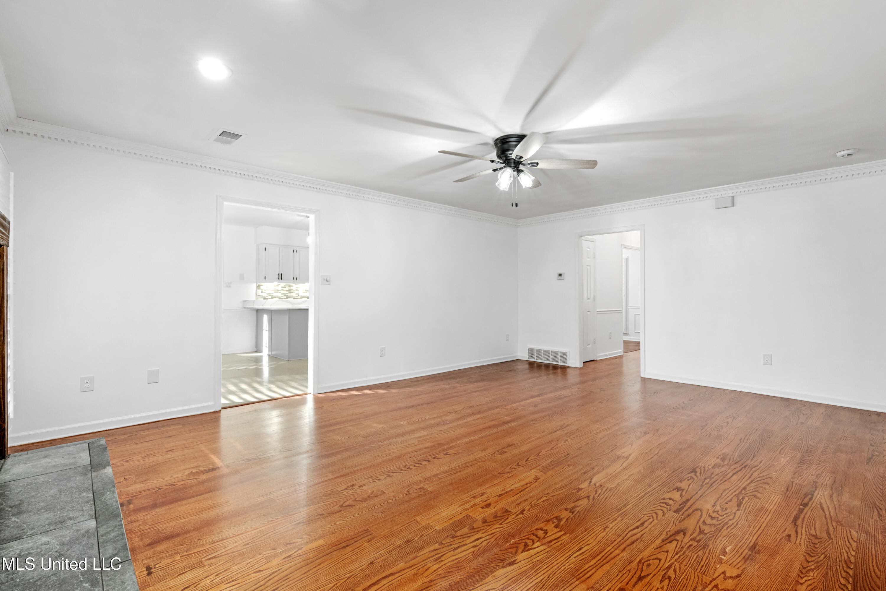 8675 Cedar Farms Drive Property Photo 23