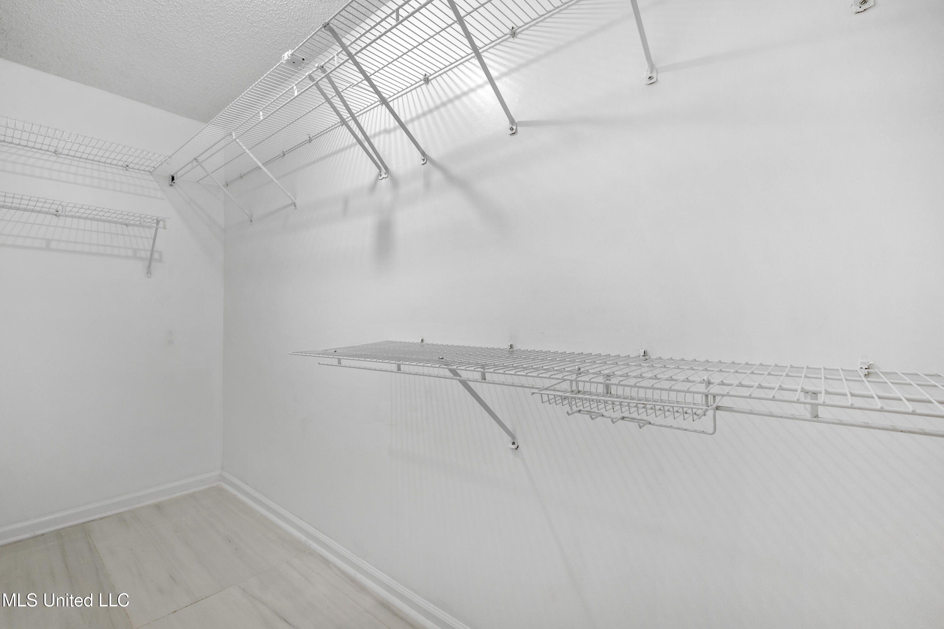 8675 Cedar Farms Drive Property Photo 26