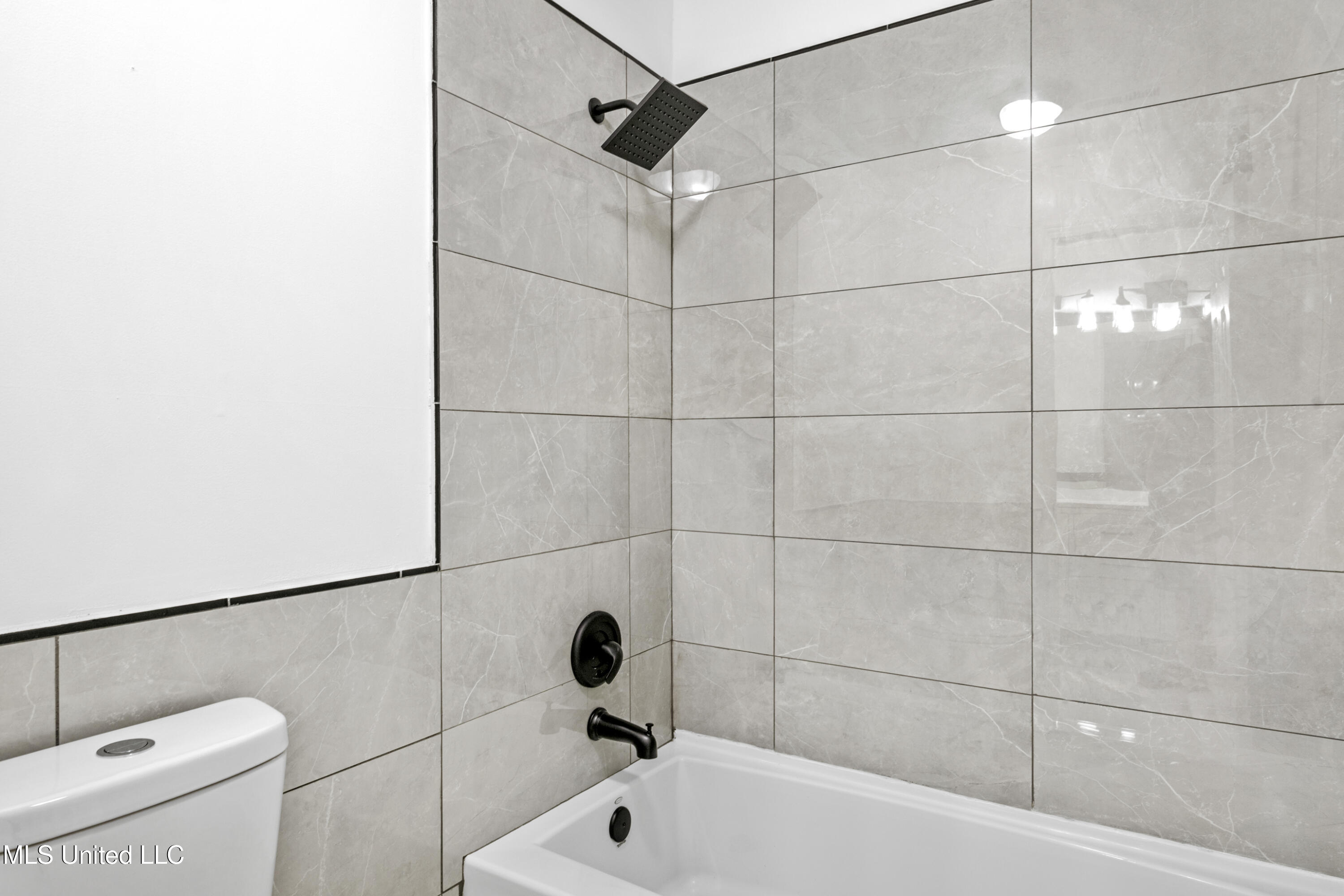 8675 Cedar Farms Drive Property Photo 33