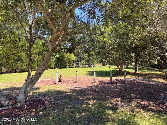 722 2nd Street Property Photo 3