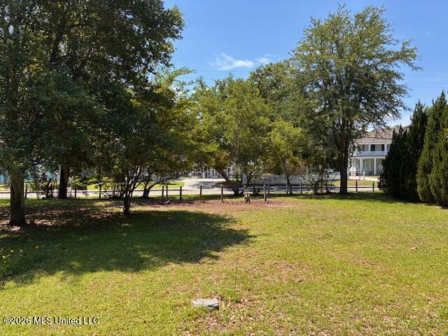 722 2nd Street Property Photo 9