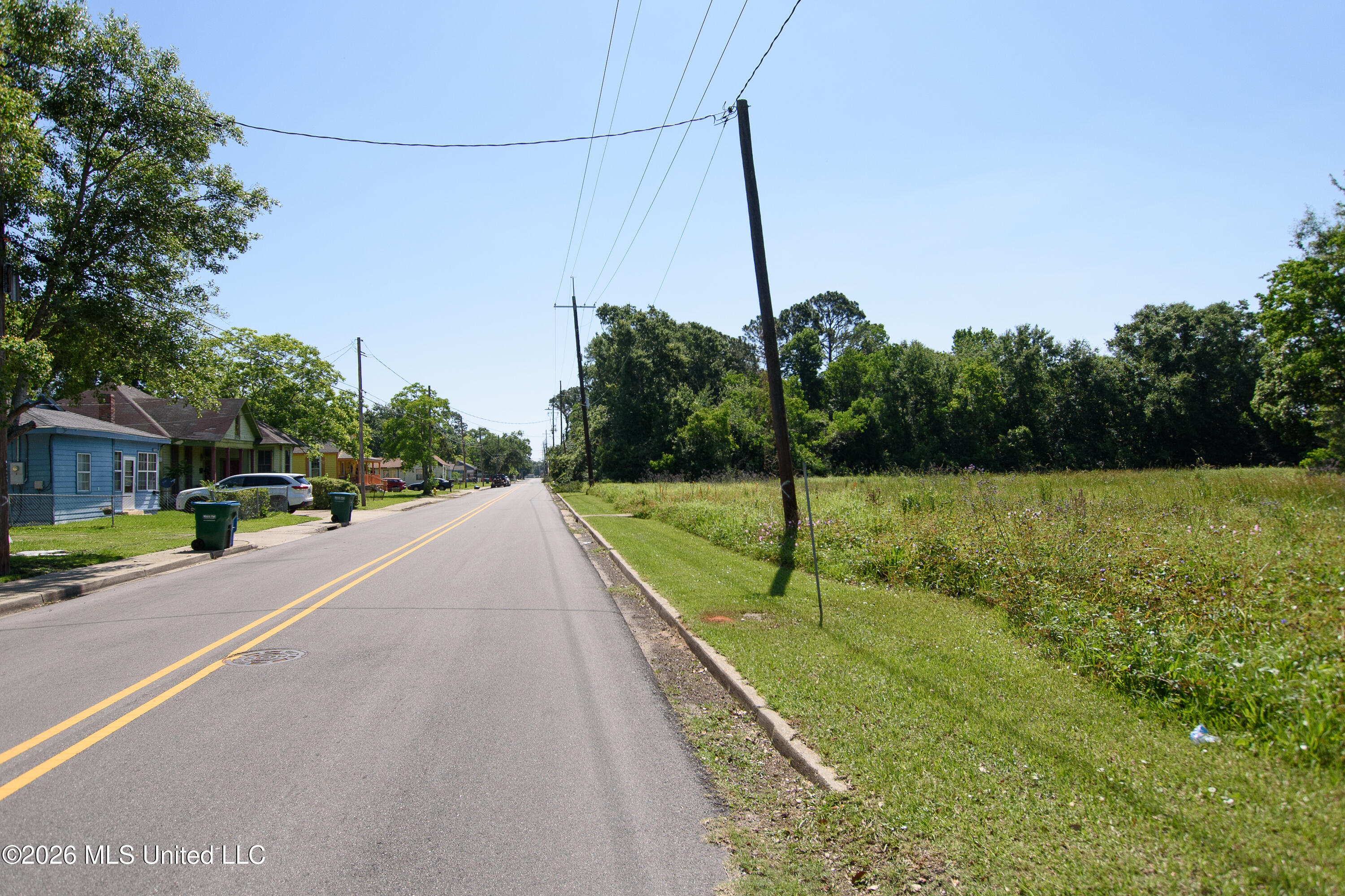 E Krebs Avenue Property Photo 2