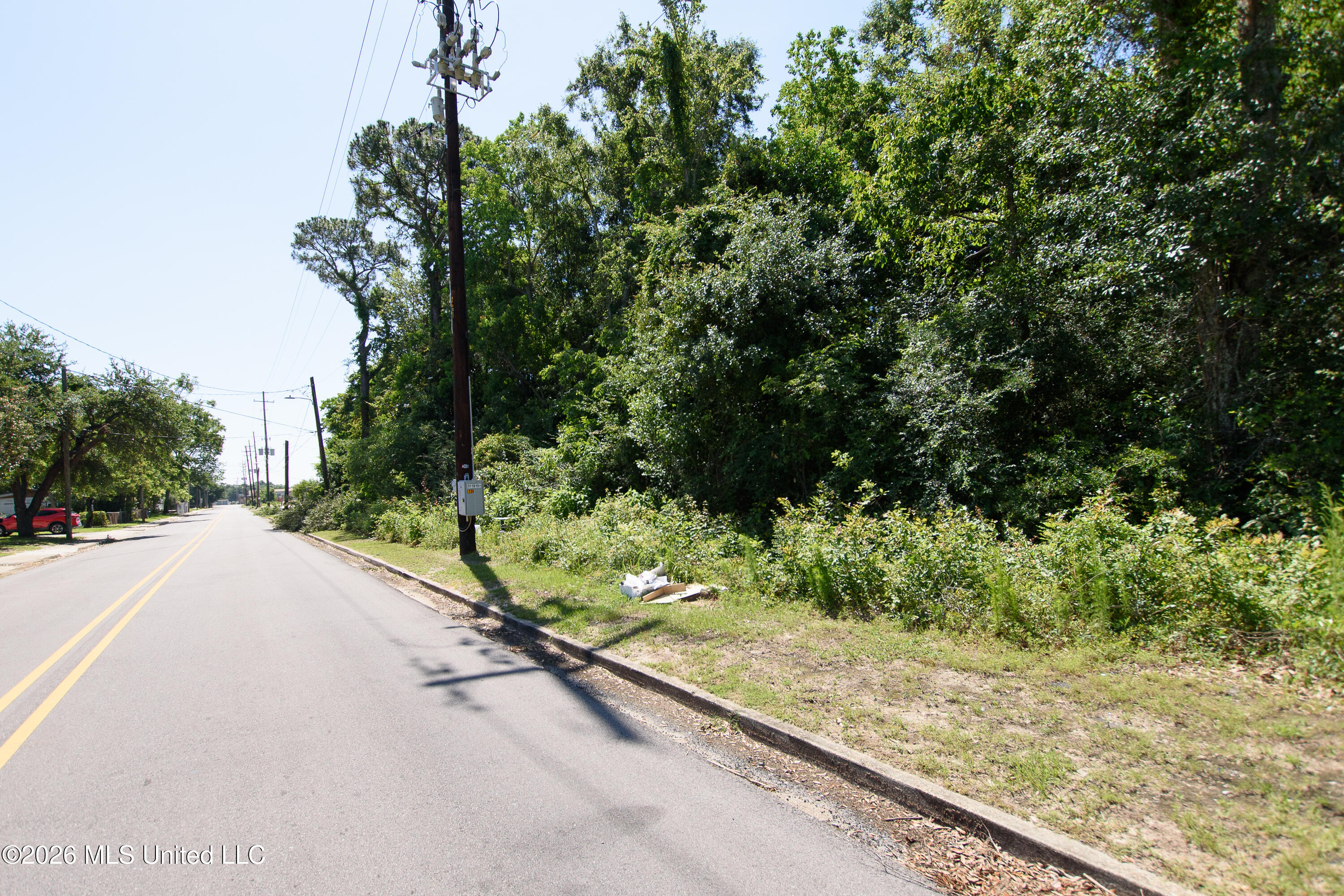 E Krebs Avenue Property Photo 6