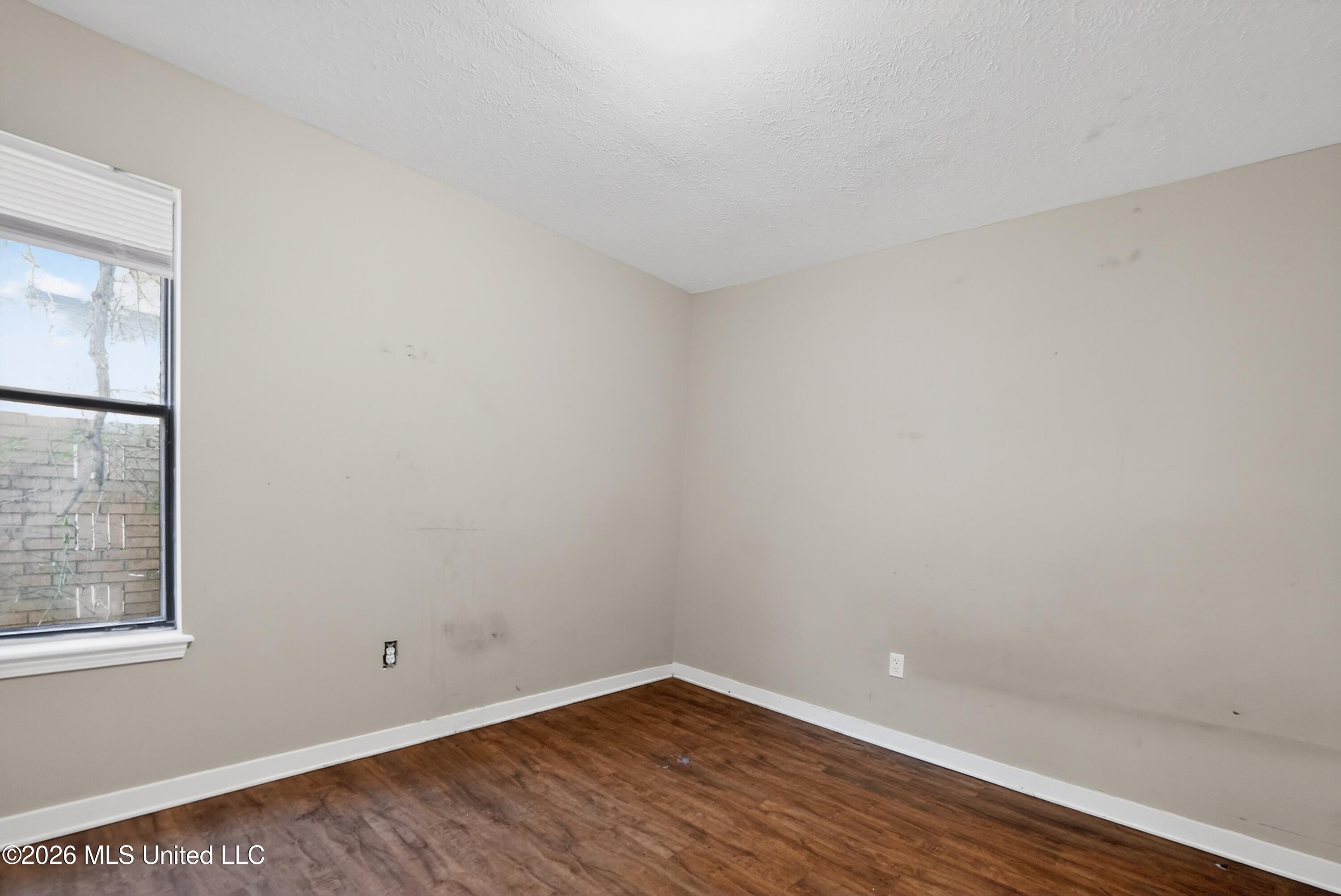 4253 Cypress Drive Property Photo 8