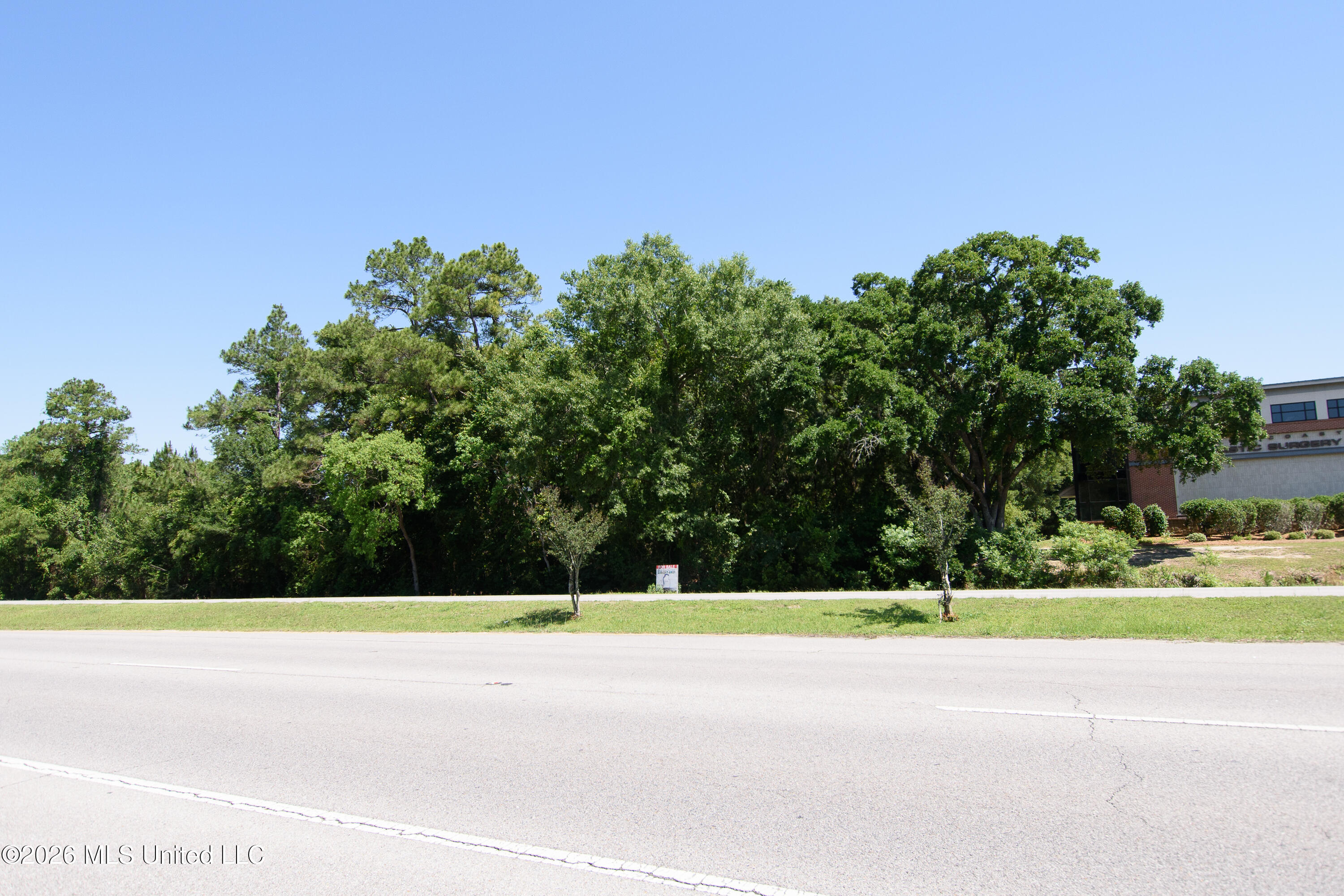 W Bienville Boulevard Property Photo 4