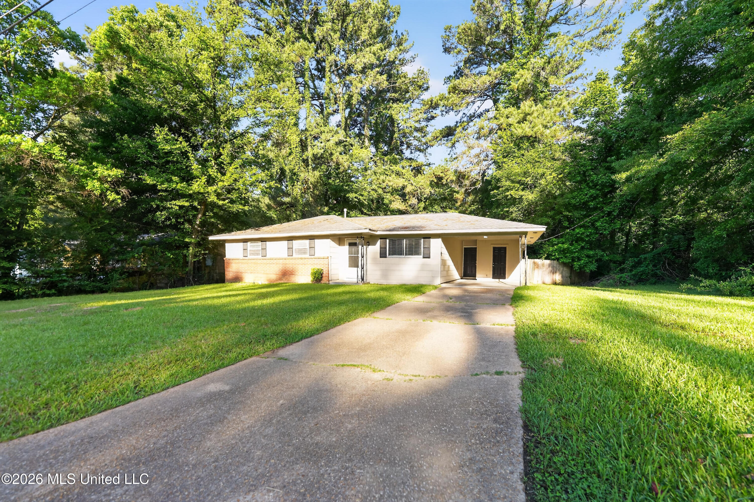 1439 Gibralter Drive Property Photo 5