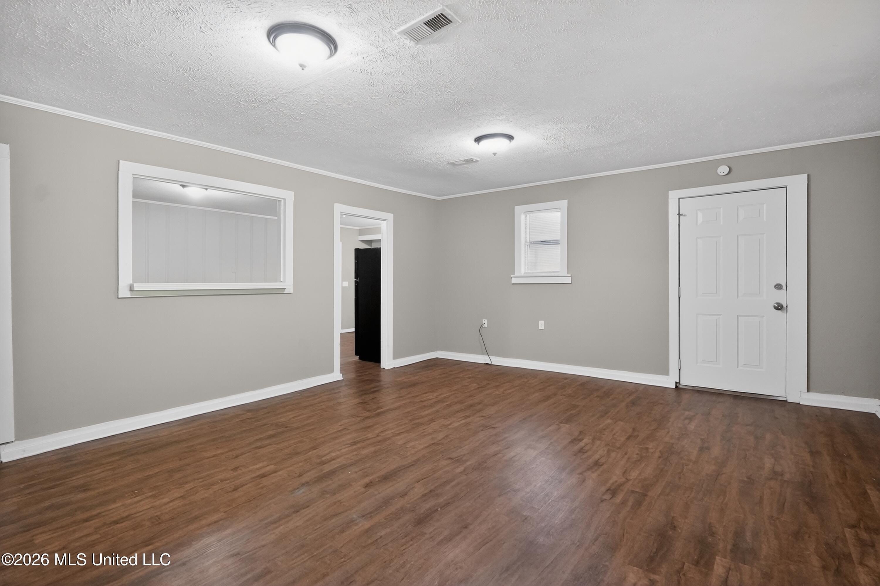 1439 Gibralter Drive Property Photo 6