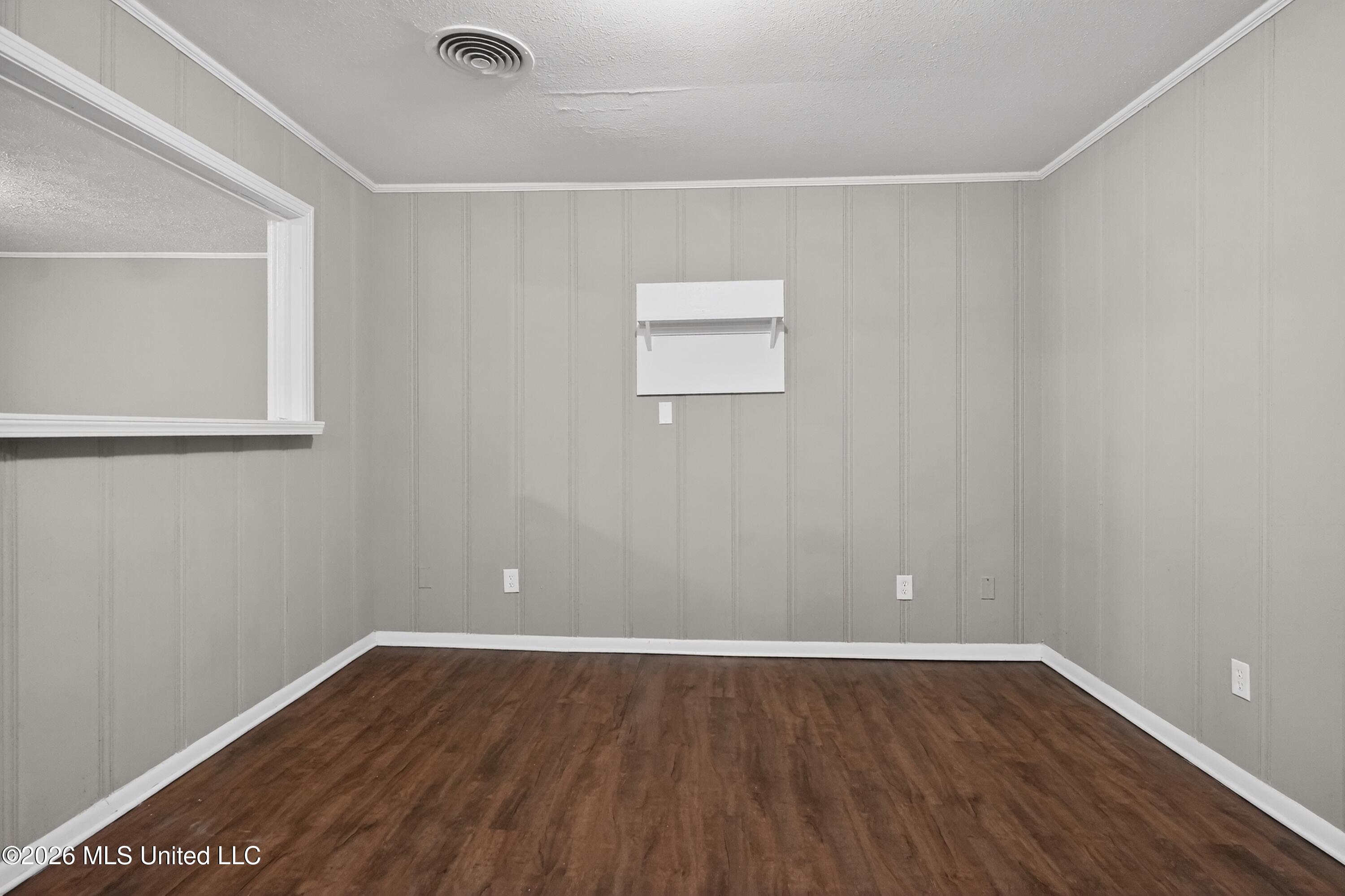 1439 Gibralter Drive Property Photo 8