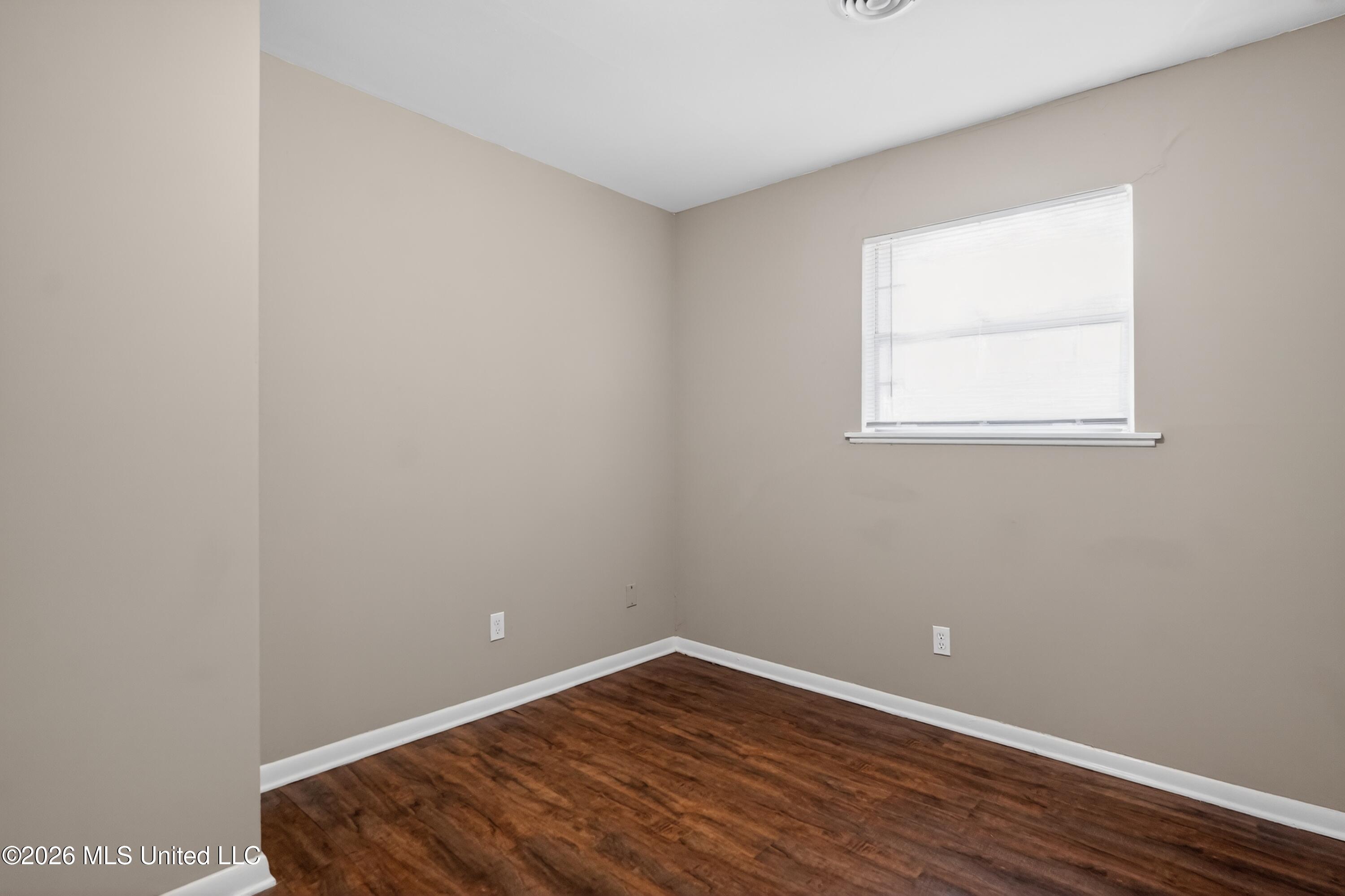 1439 Gibralter Drive Property Photo 10