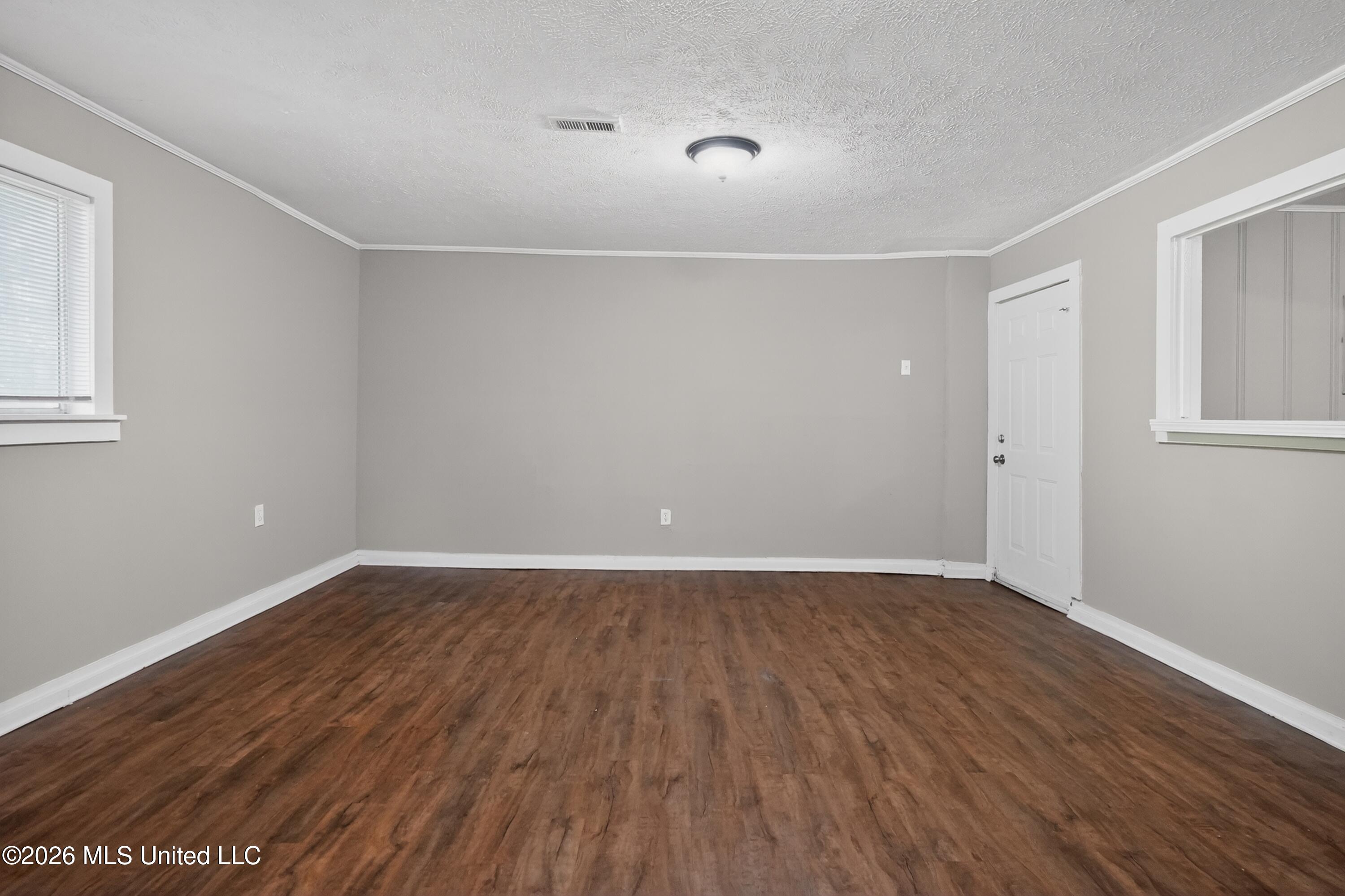 1439 Gibralter Drive Property Photo 14