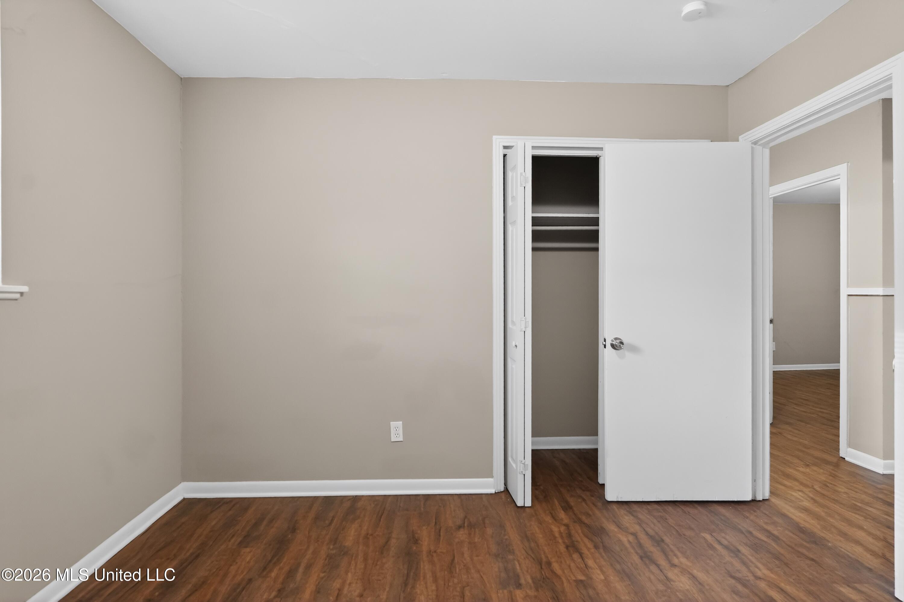 1439 Gibralter Drive Property Photo 28