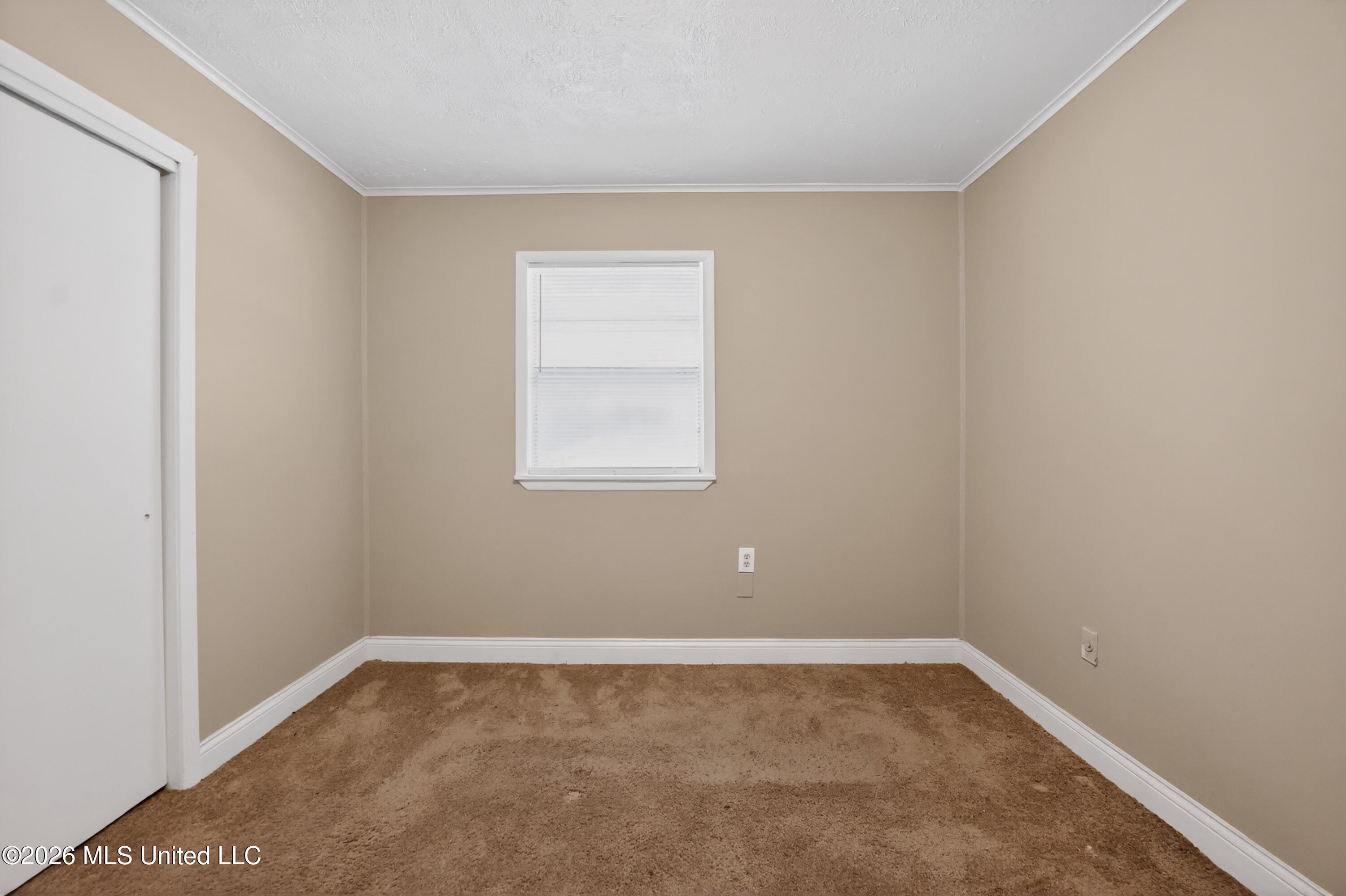 150 Hayes Drive Property Photo 11