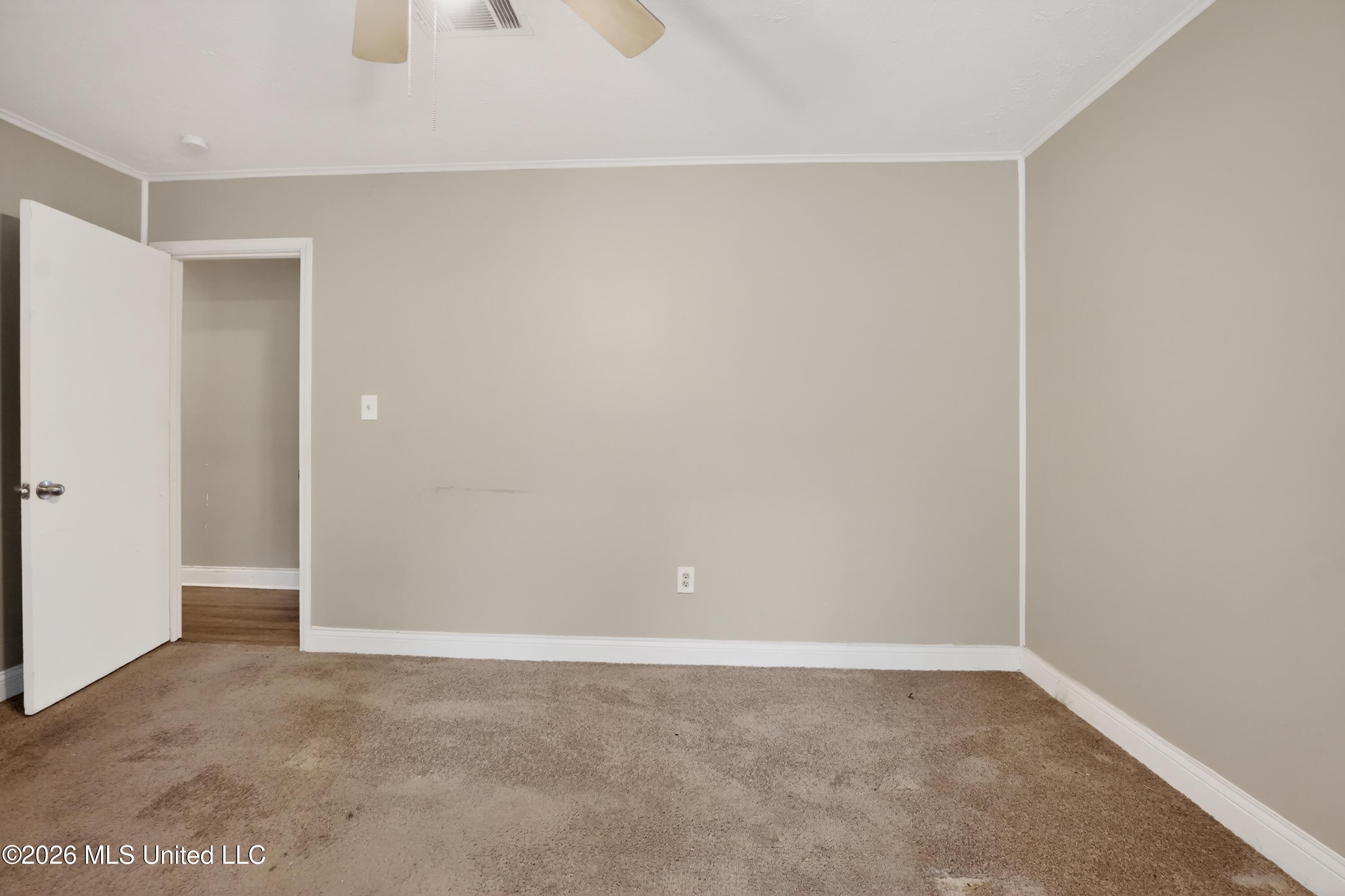 150 Hayes Drive Property Photo 13