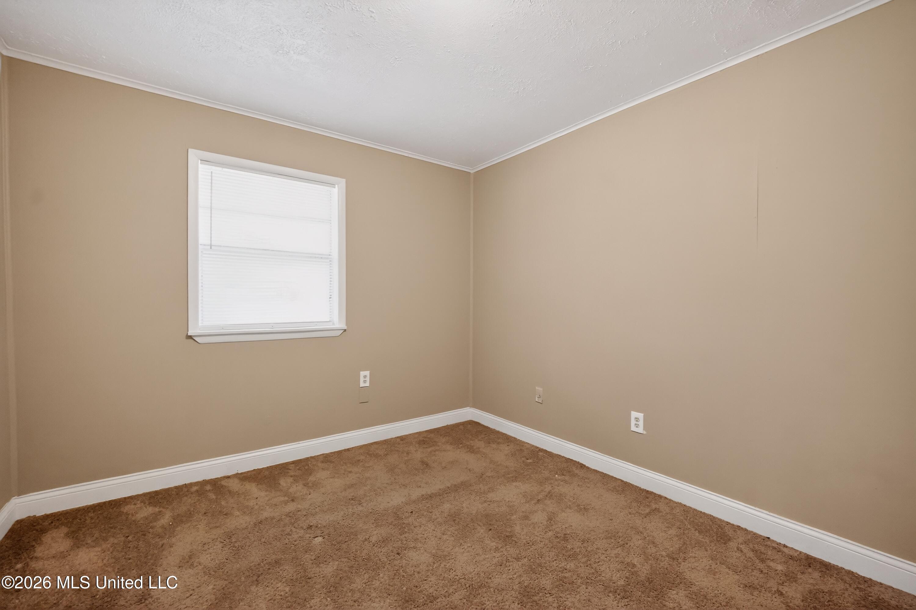 150 Hayes Drive Property Photo 15