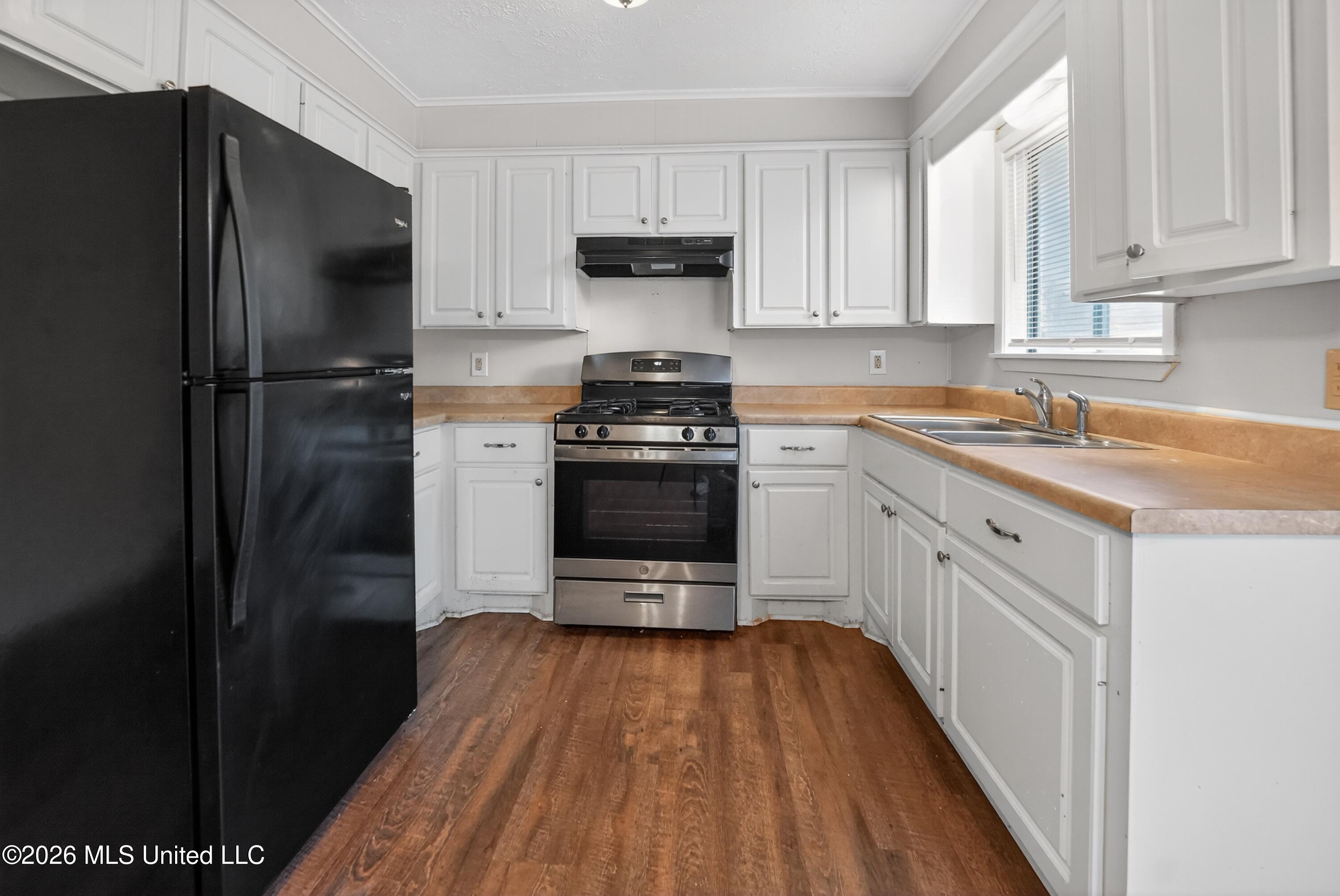 150 Hayes Drive Property Photo 20