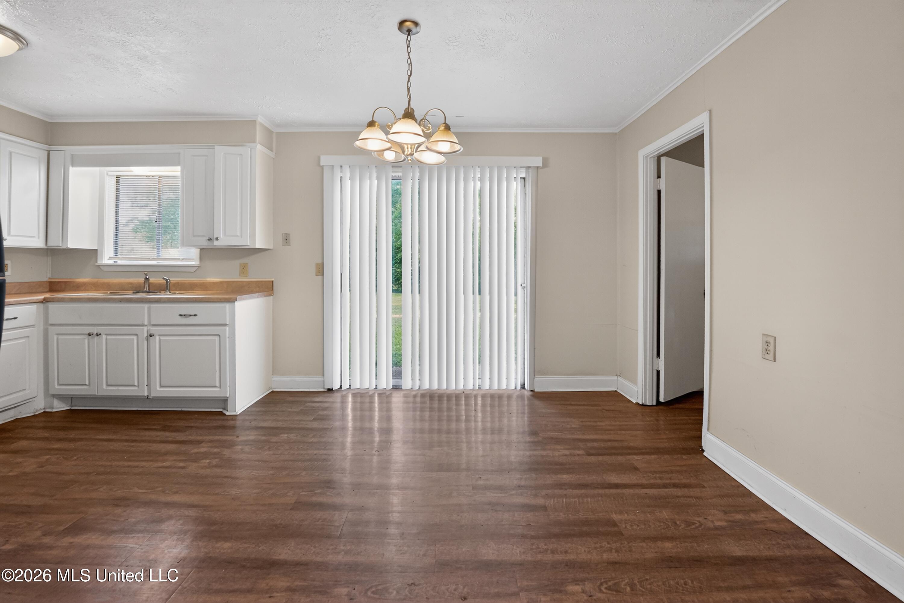 150 Hayes Drive Property Photo 22