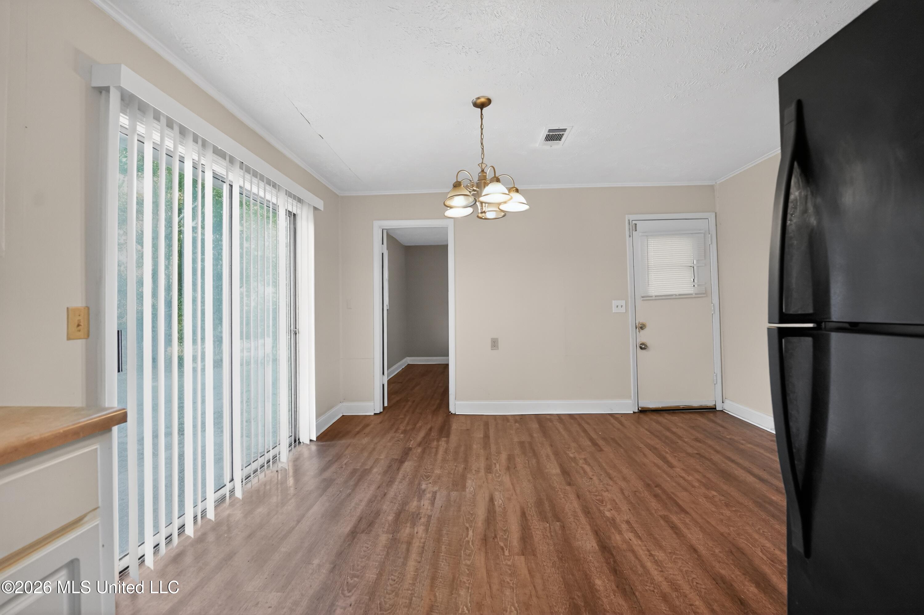 150 Hayes Drive Property Photo 29