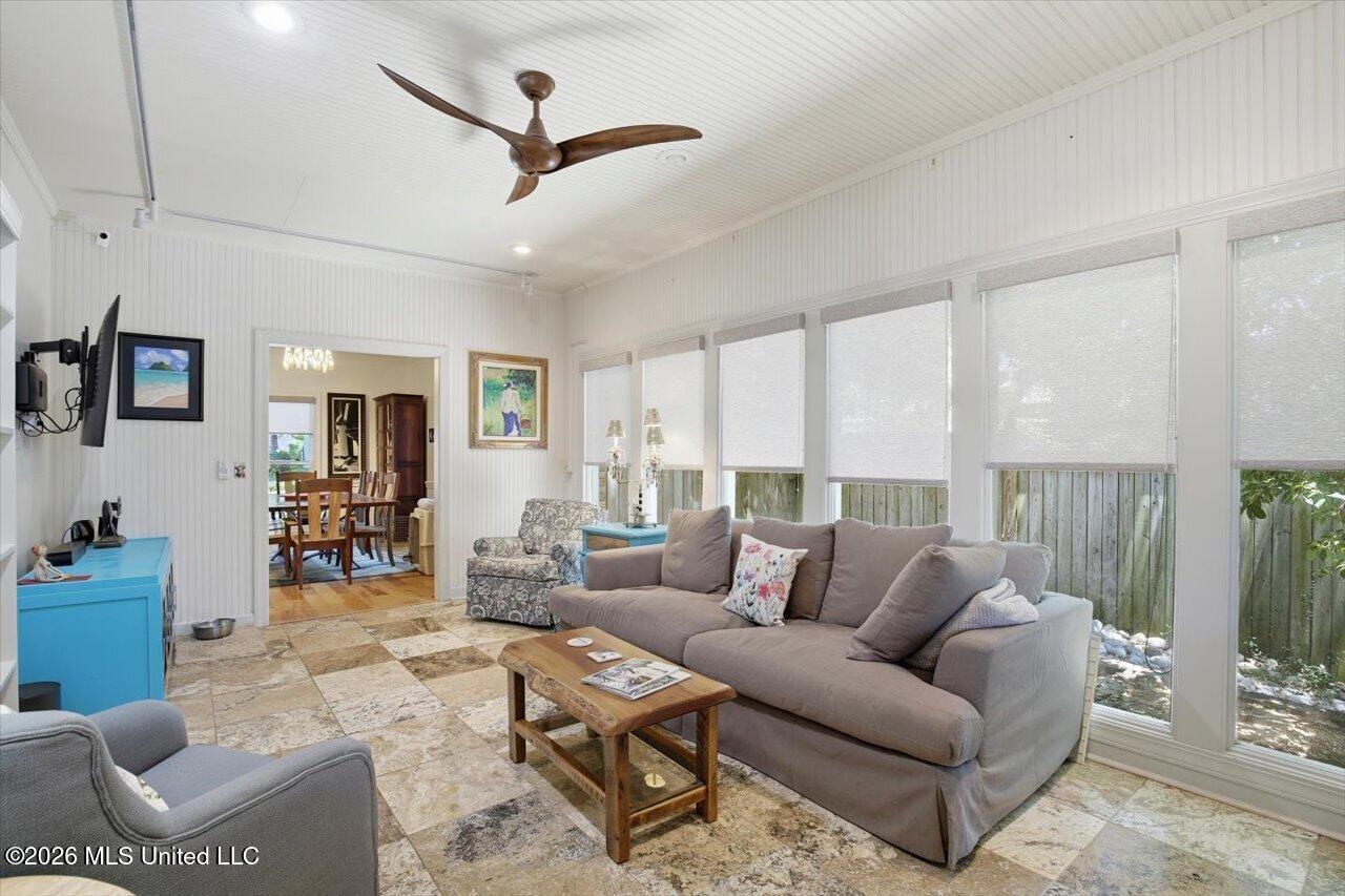 135 Winter Teal Place Property Photo 22