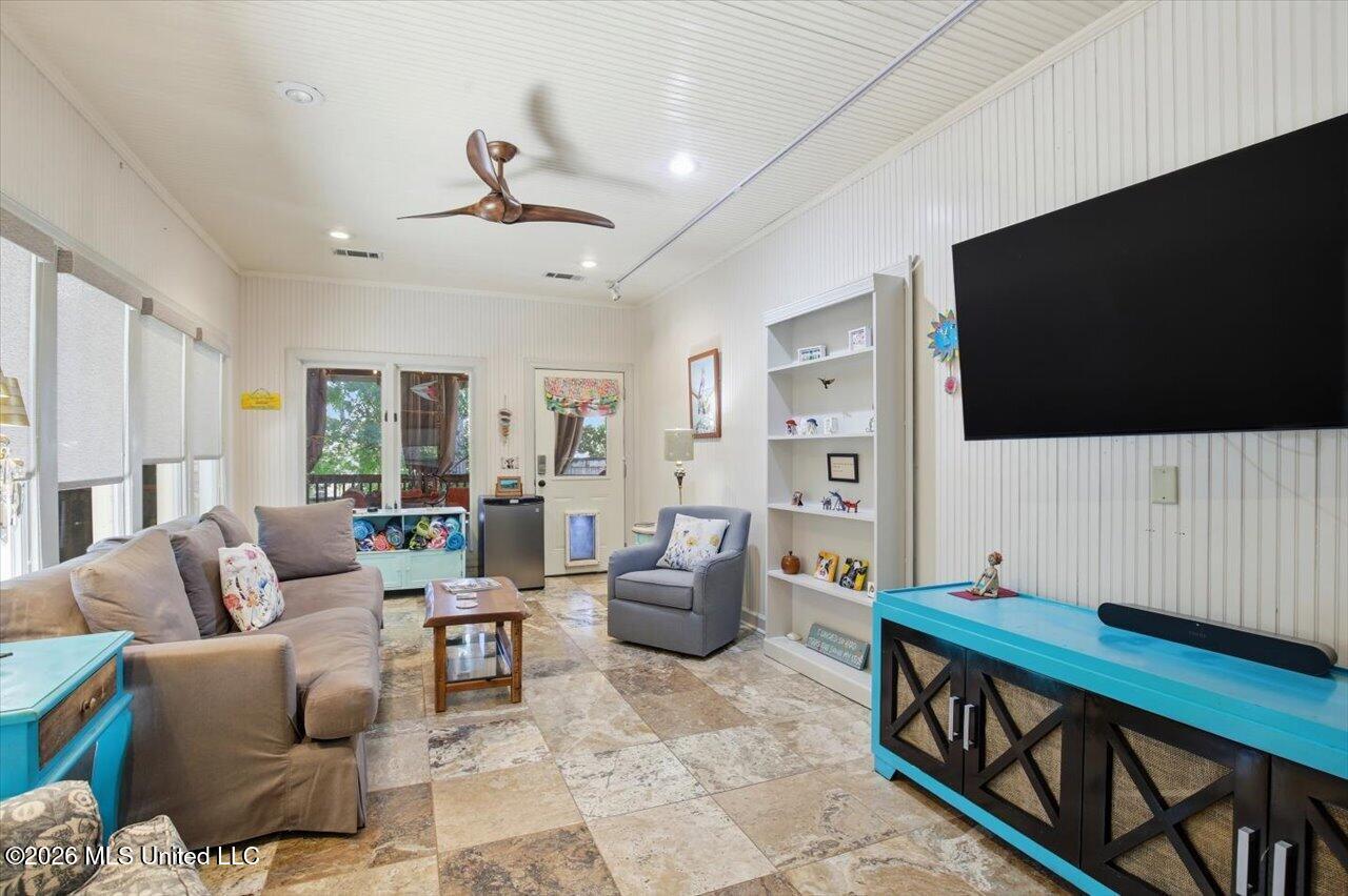135 Winter Teal Place Property Photo 23