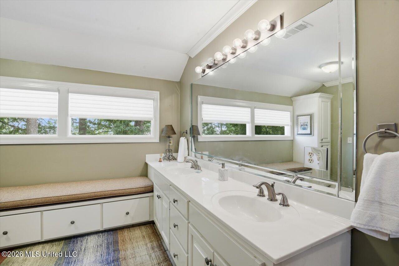 135 Winter Teal Place Property Photo 37