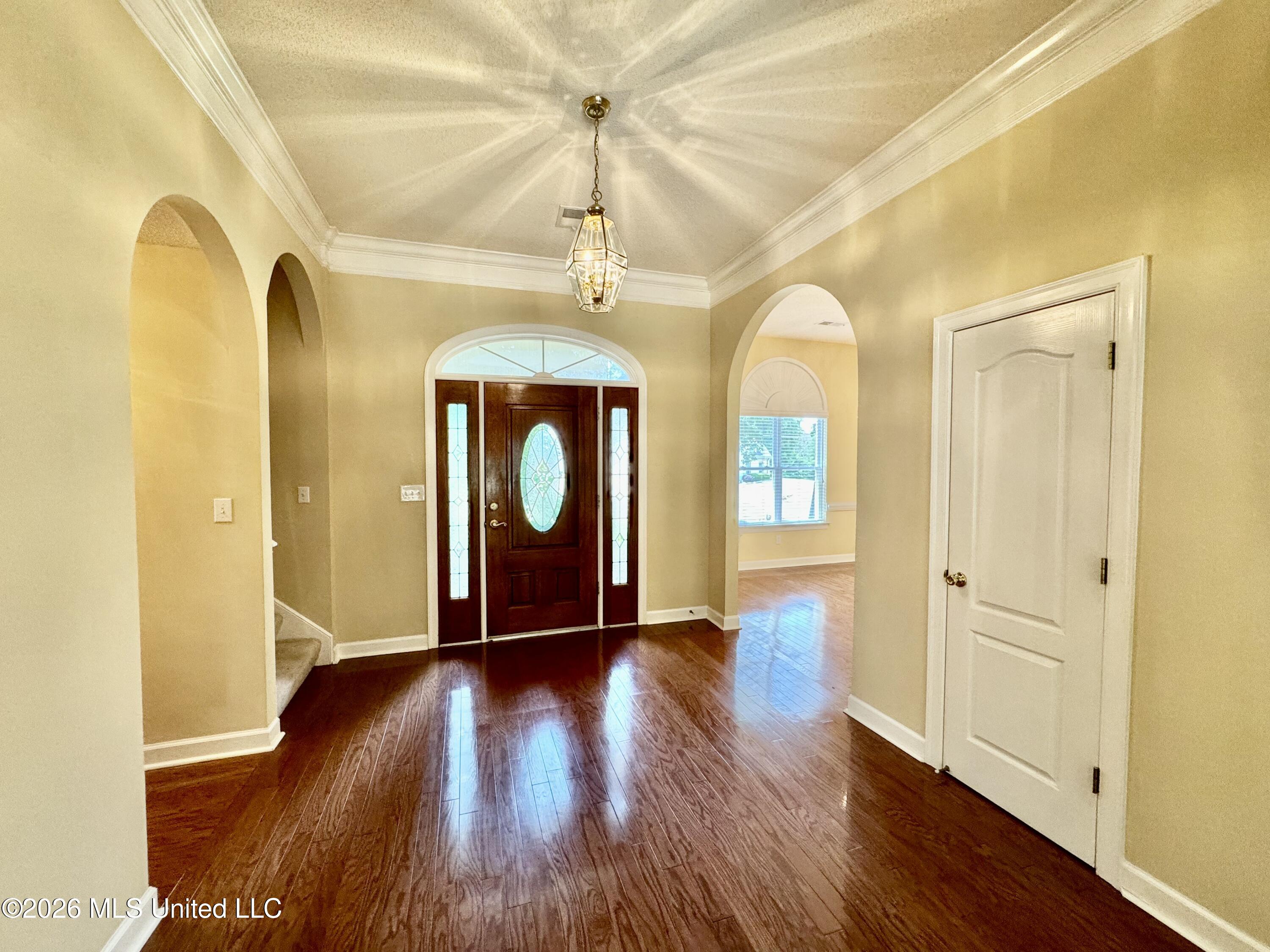 4600 Chalice Drive Property Photo 3