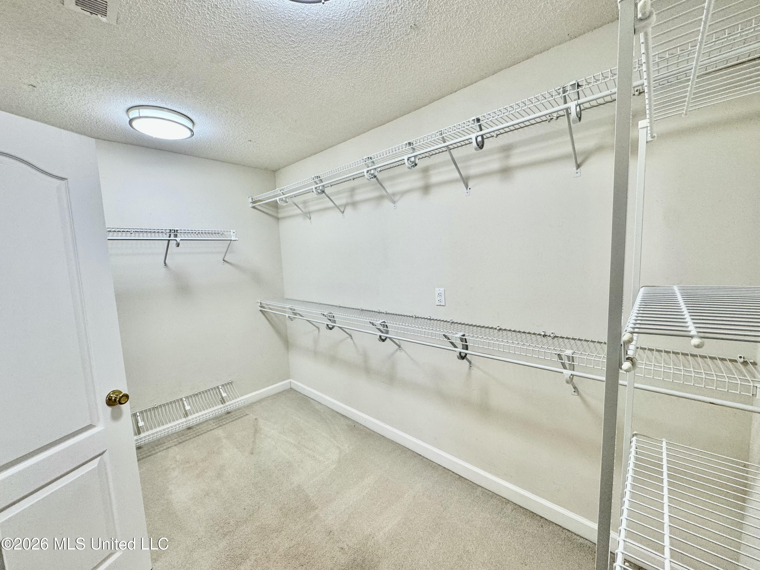 4600 Chalice Drive Property Photo 15