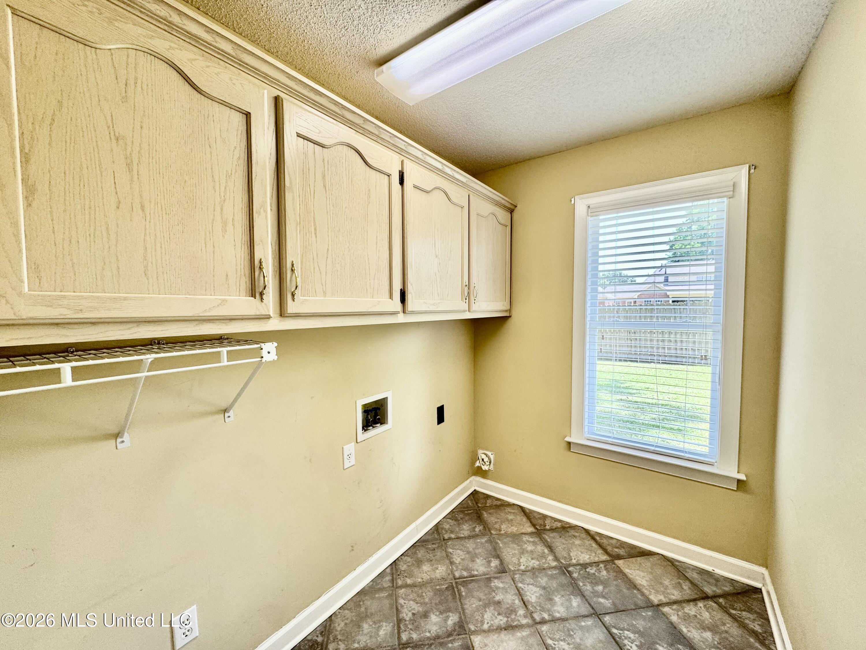 4600 Chalice Drive Property Photo 19