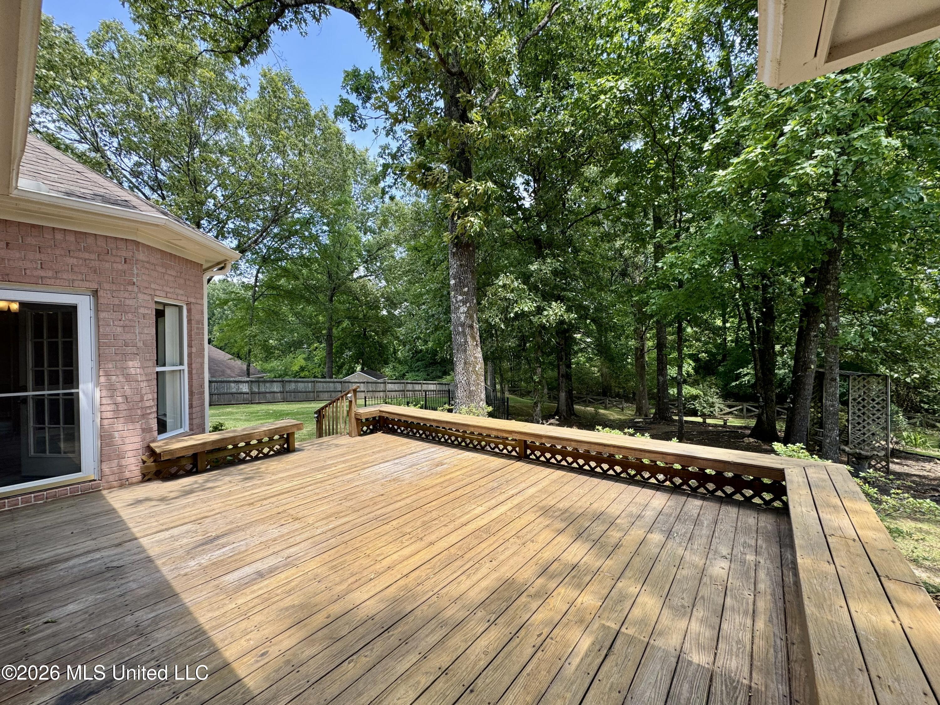 4600 Chalice Drive Property Photo 23